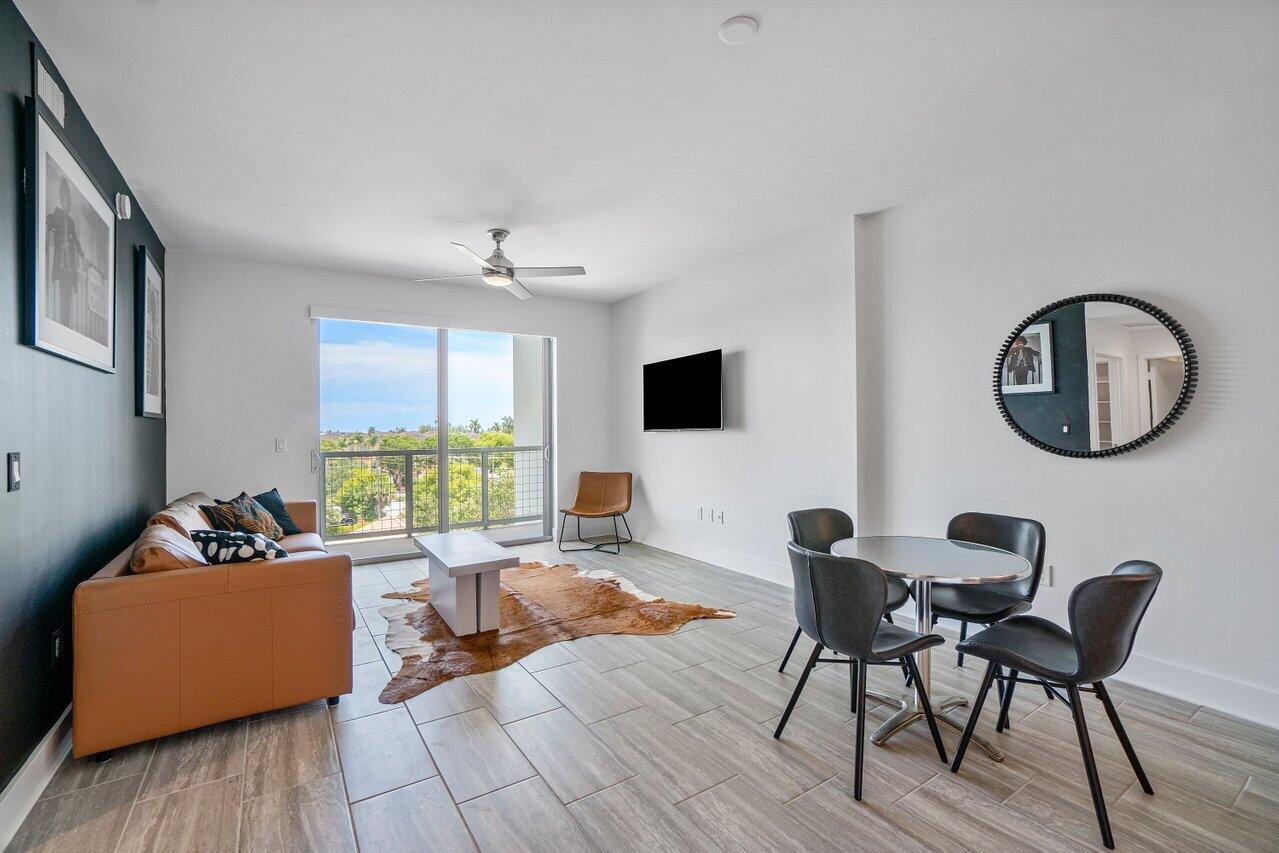 236 SE Fifth #303 Delray Beach, FL 33483