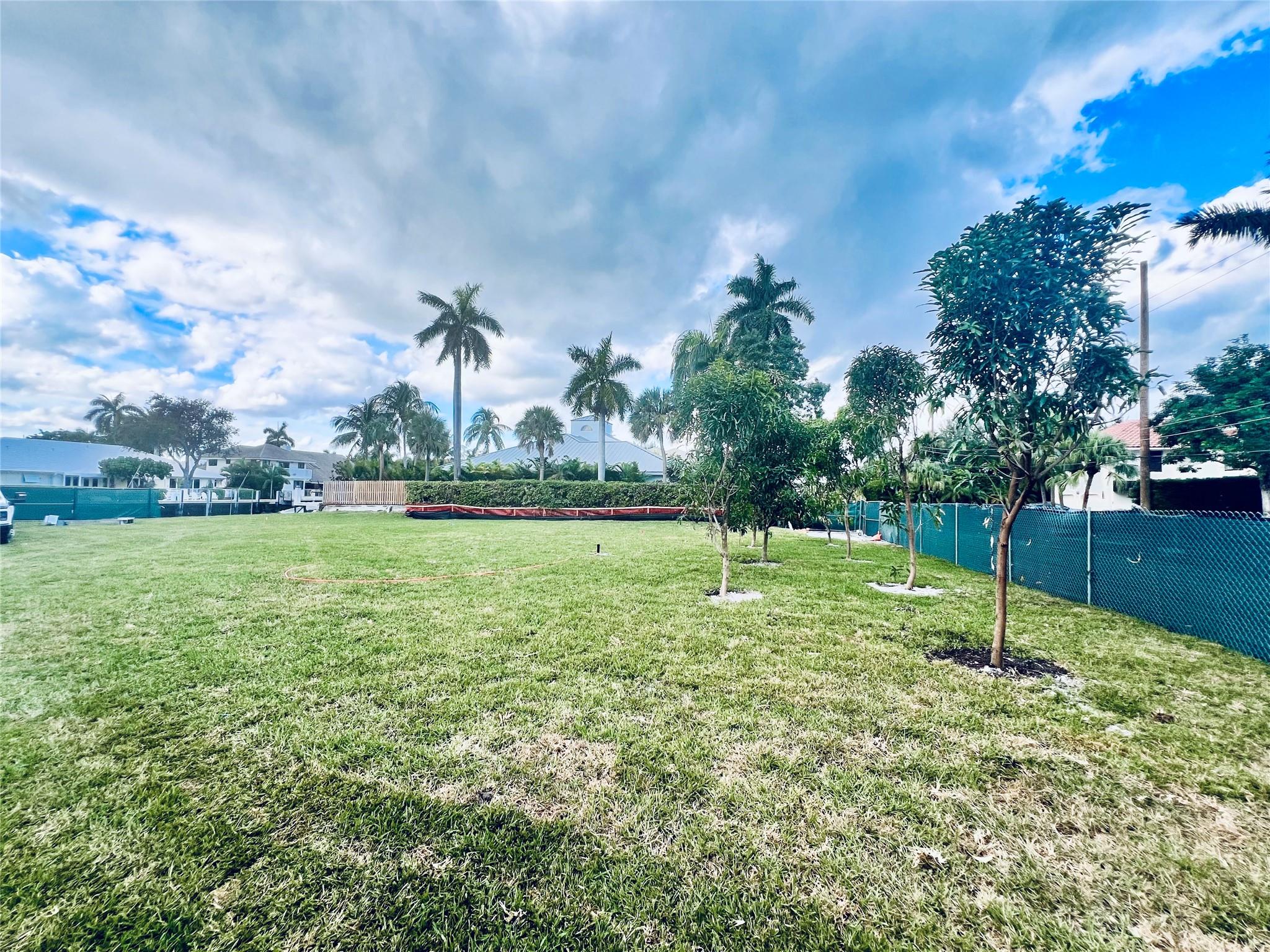 607 3rd Key Dr Fort Lauderdale, FL 33304