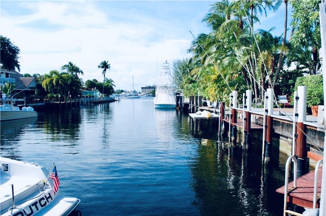 607 3rd Key Dr Fort Lauderdale, FL 33304