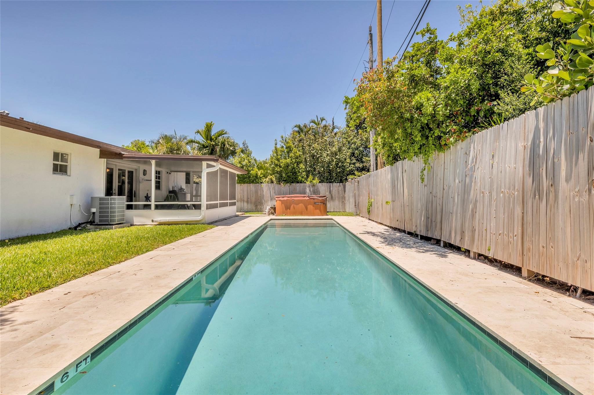 3213 Dover Rd Pompano Beach, FL 33062