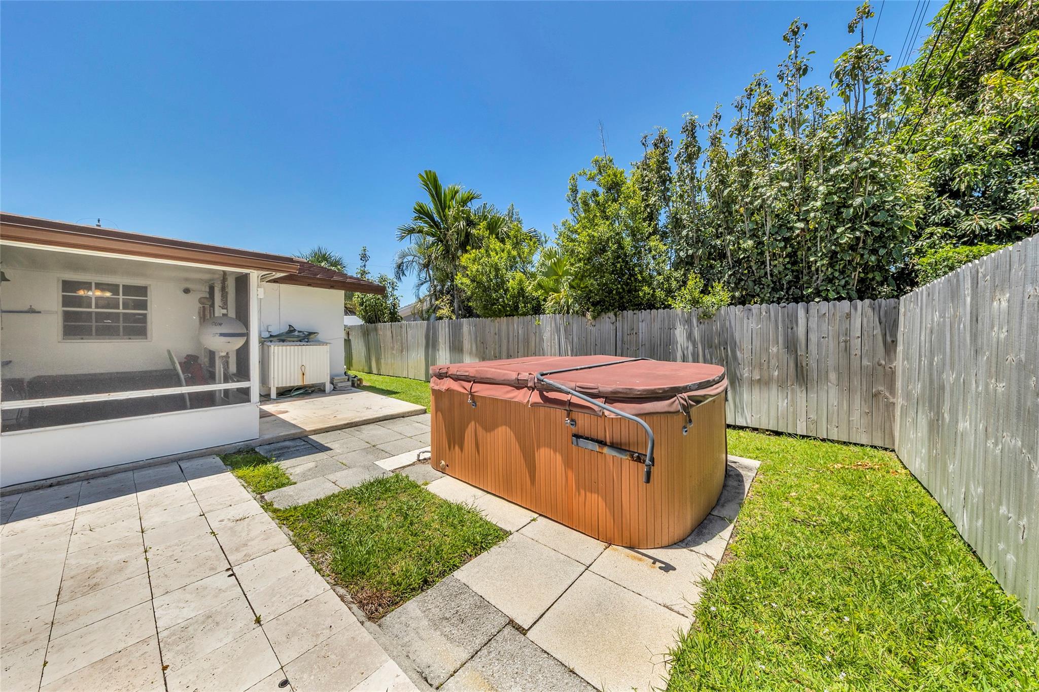 3213 Dover Rd Pompano Beach, FL 33062