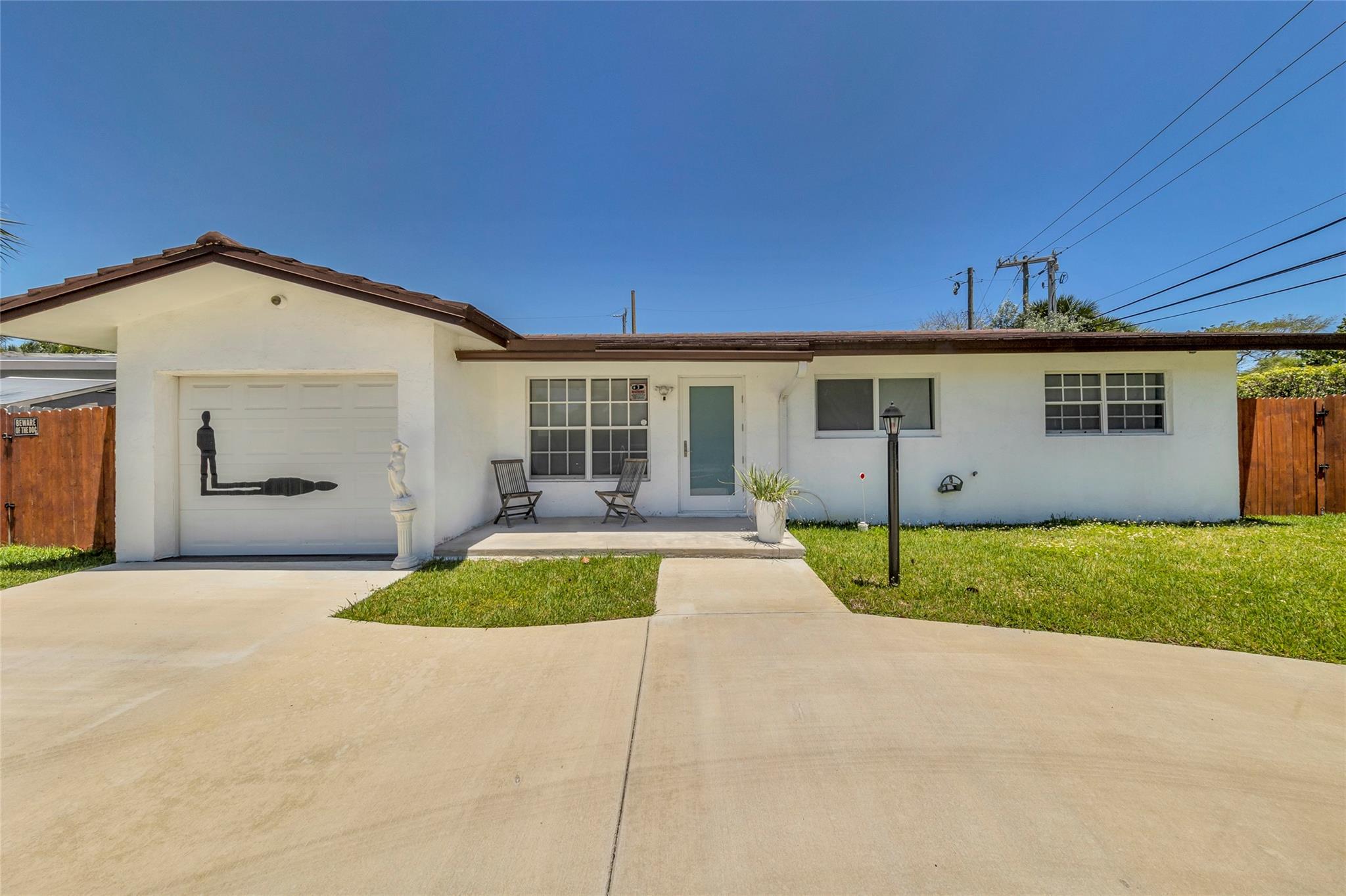 3213 Dover Rd Pompano Beach, FL 33062