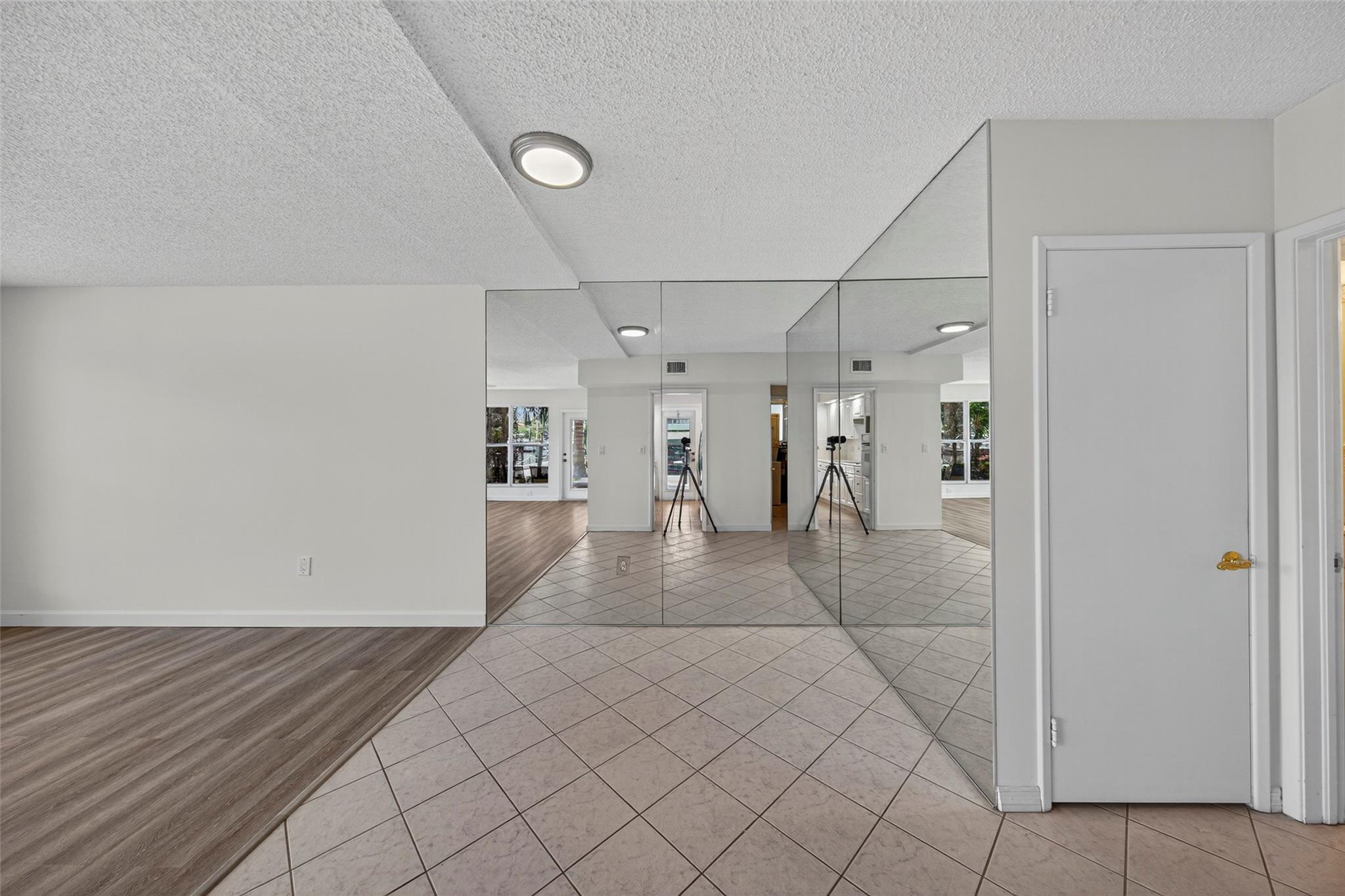 180 Isle Of Venice Dr #99,Fort Lauderdale, FL 33301