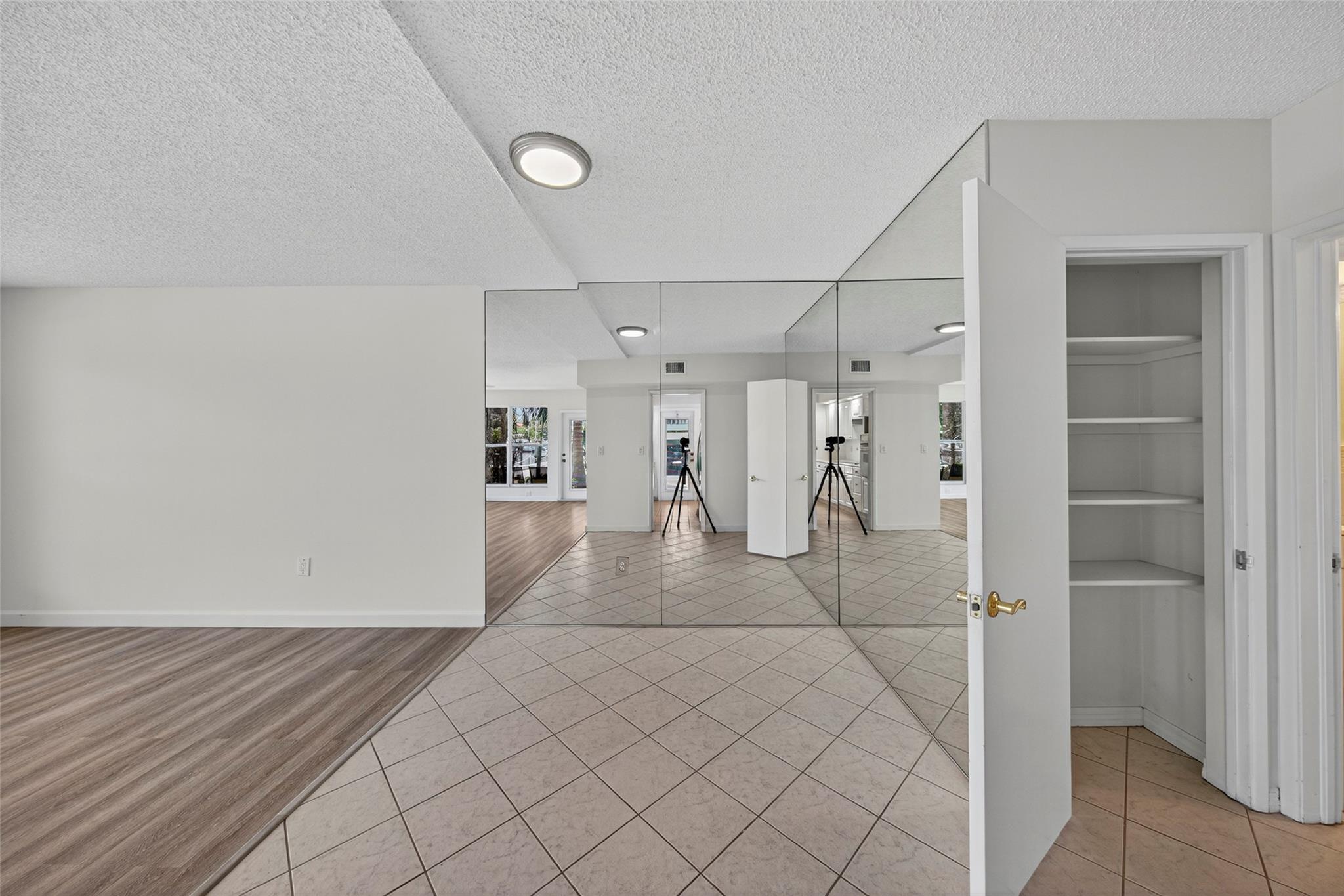 180 Isle Of Venice Dr #99,Fort Lauderdale, FL 33301