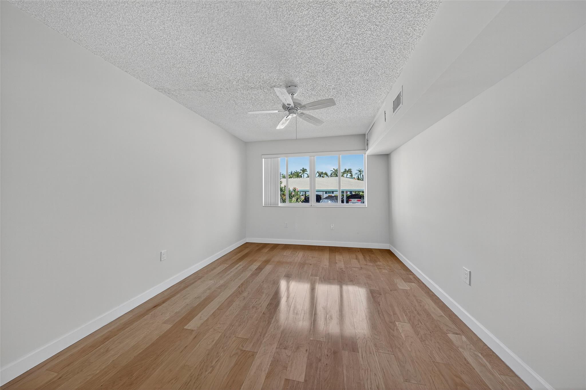 180 Isle Of Venice Dr #99,Fort Lauderdale, FL 33301