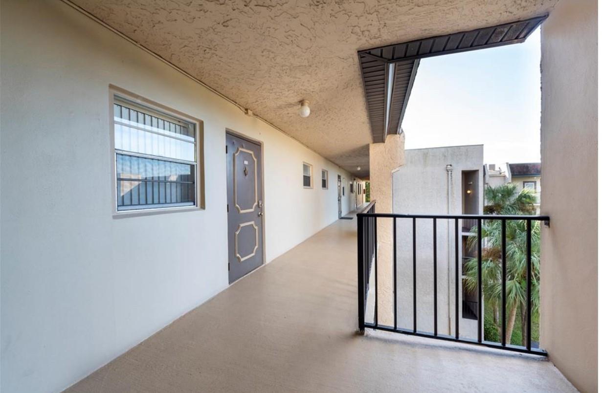 9230 Lagoon Pl #408
