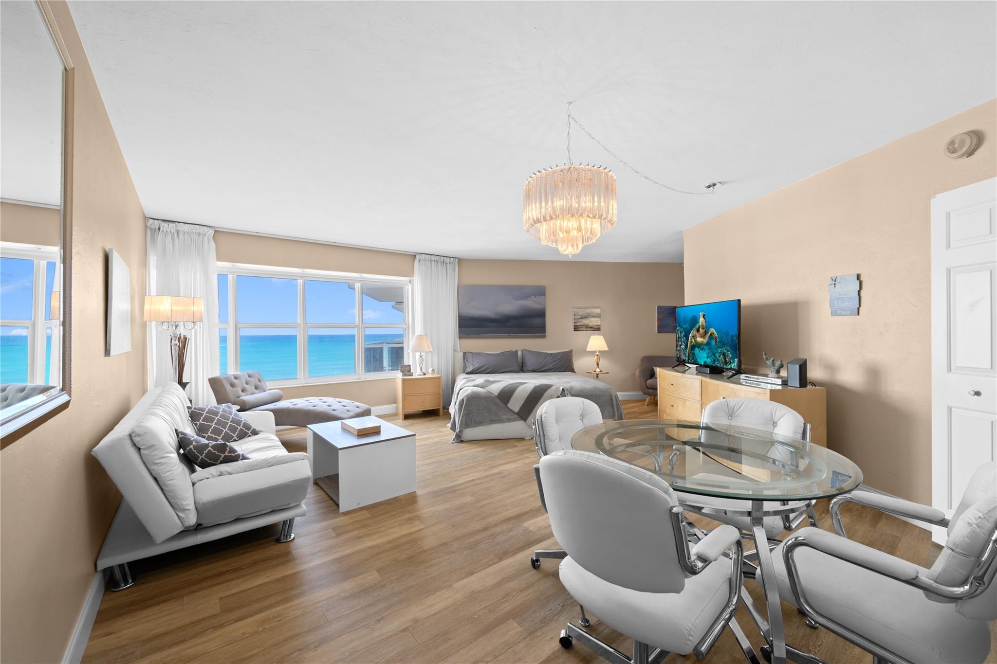 3700 Galt Ocean Dr #702