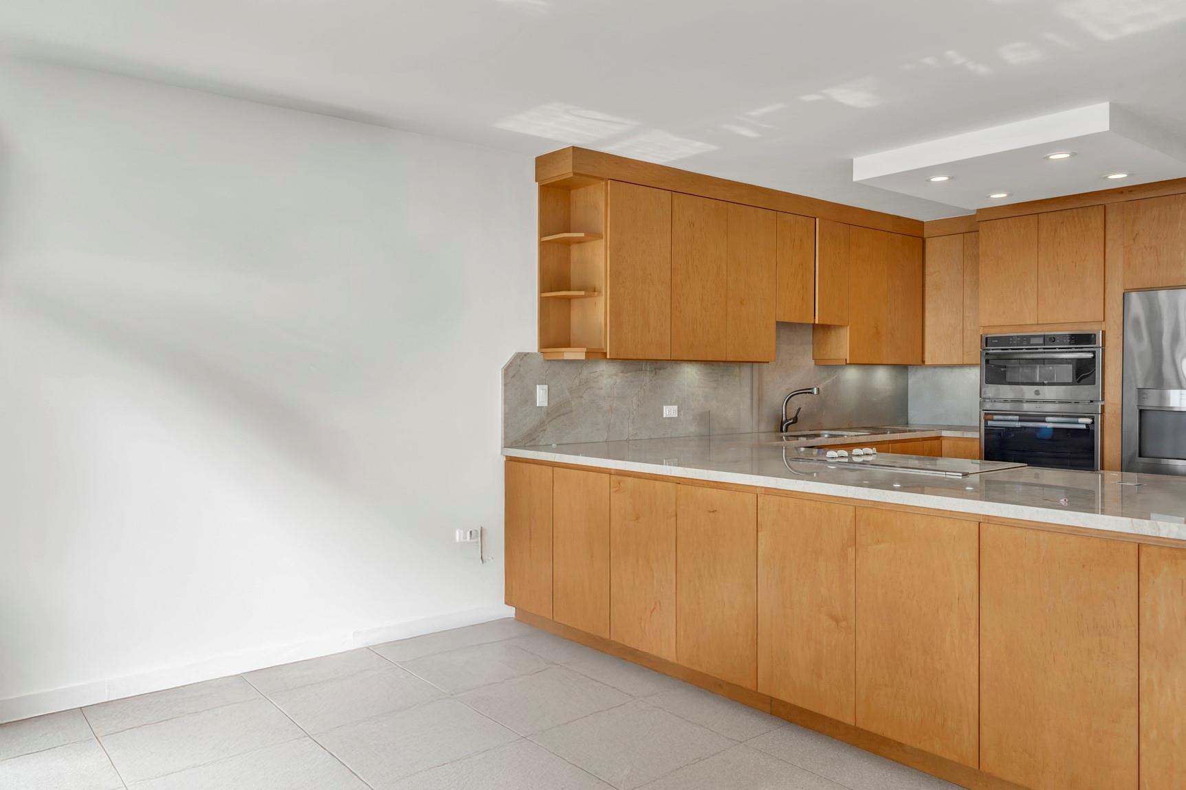 11930 N Bayshore Dr #404 North Miami, FL 33181