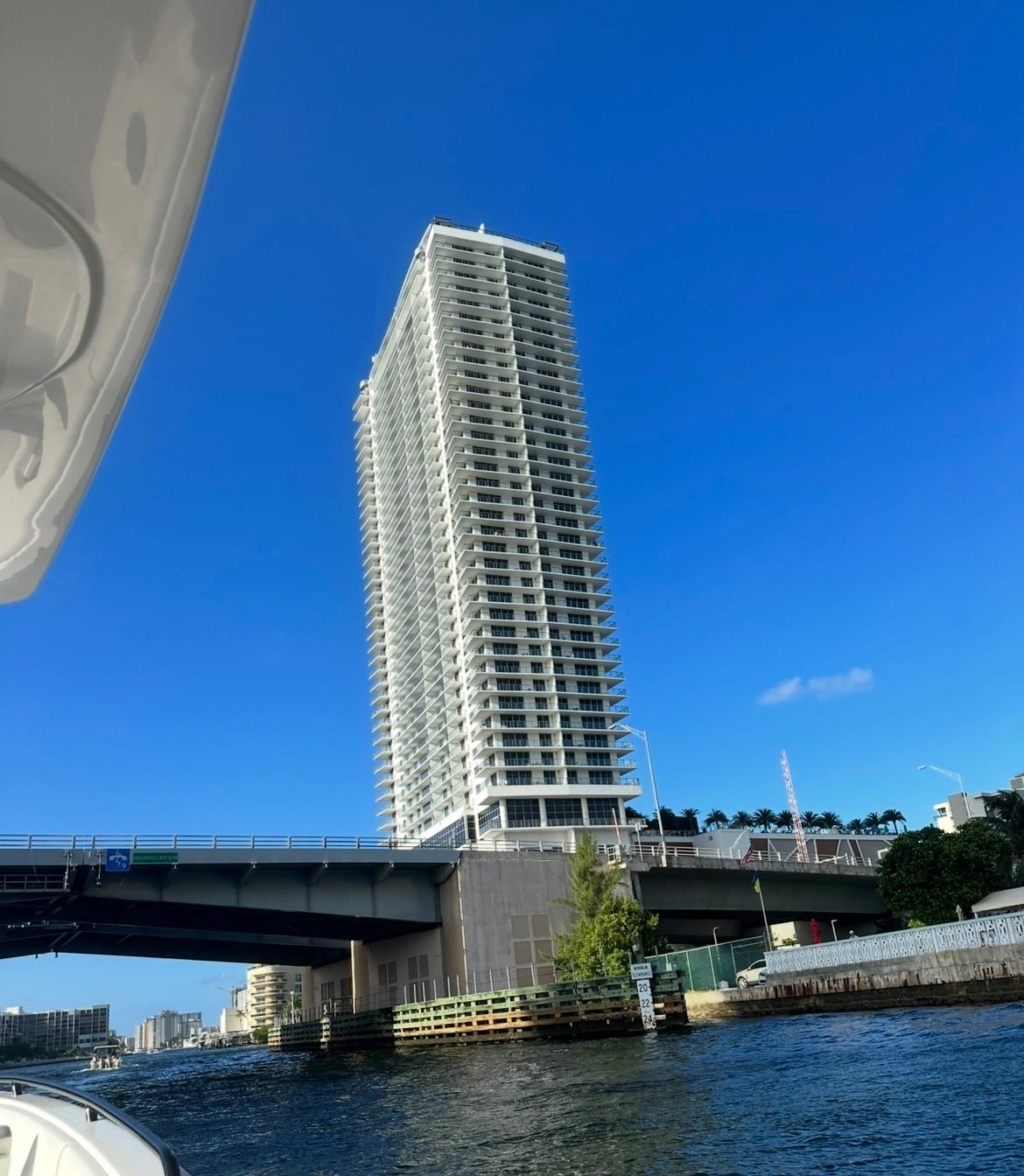 4010 S Ocean Dr #R1102