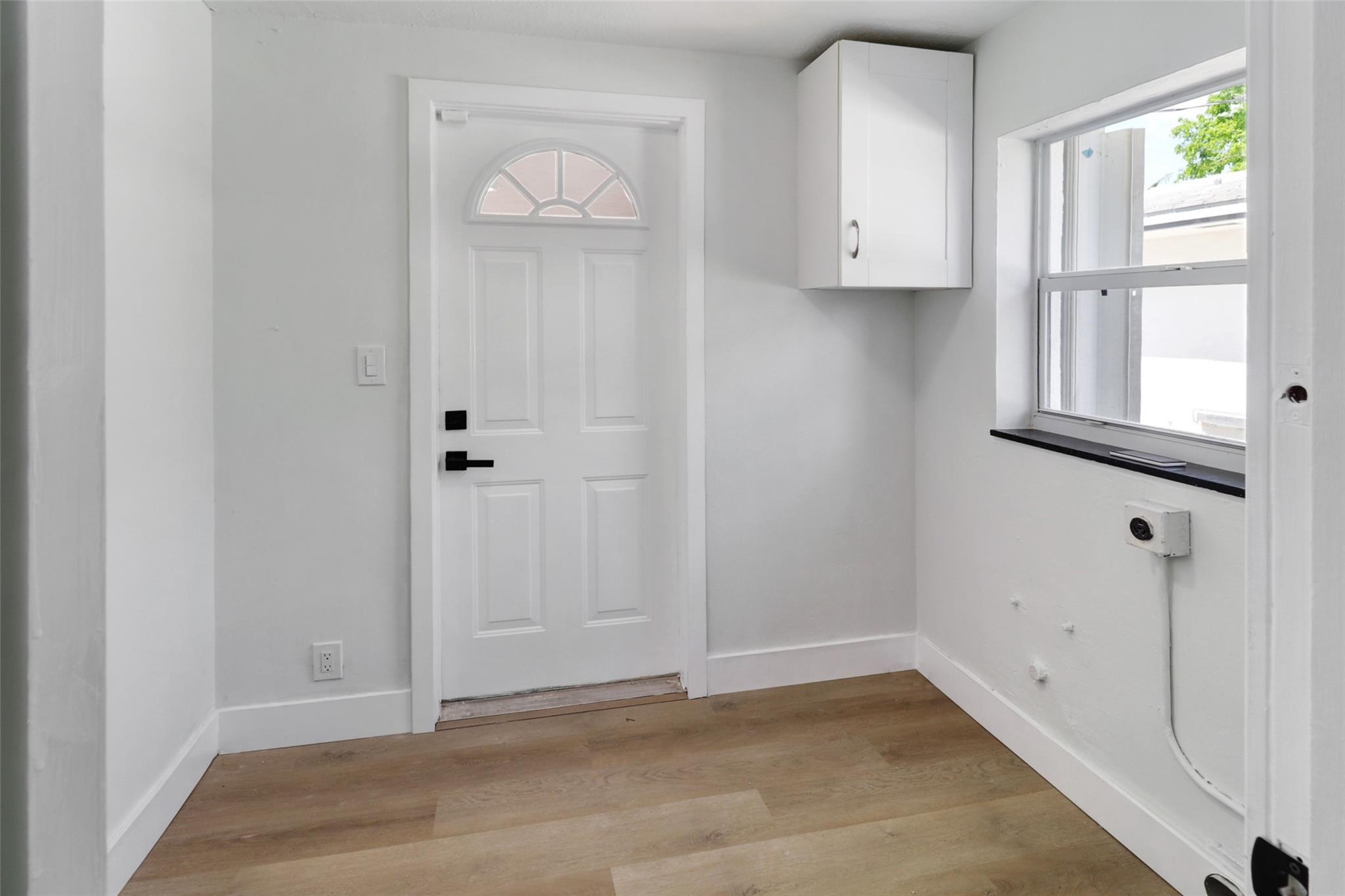 104 SE 10th Ave Pompano Beach, FL 33060