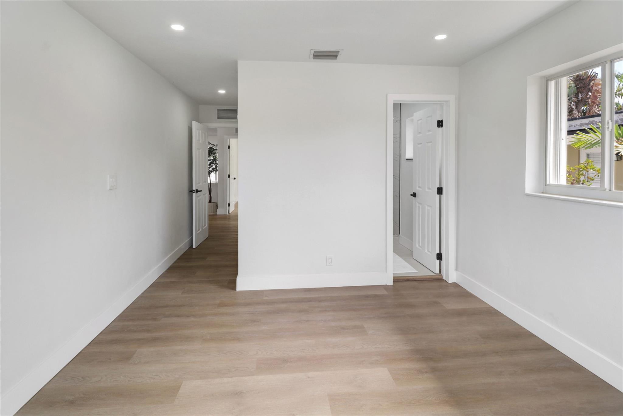 104 SE 10th Ave Pompano Beach, FL 33060