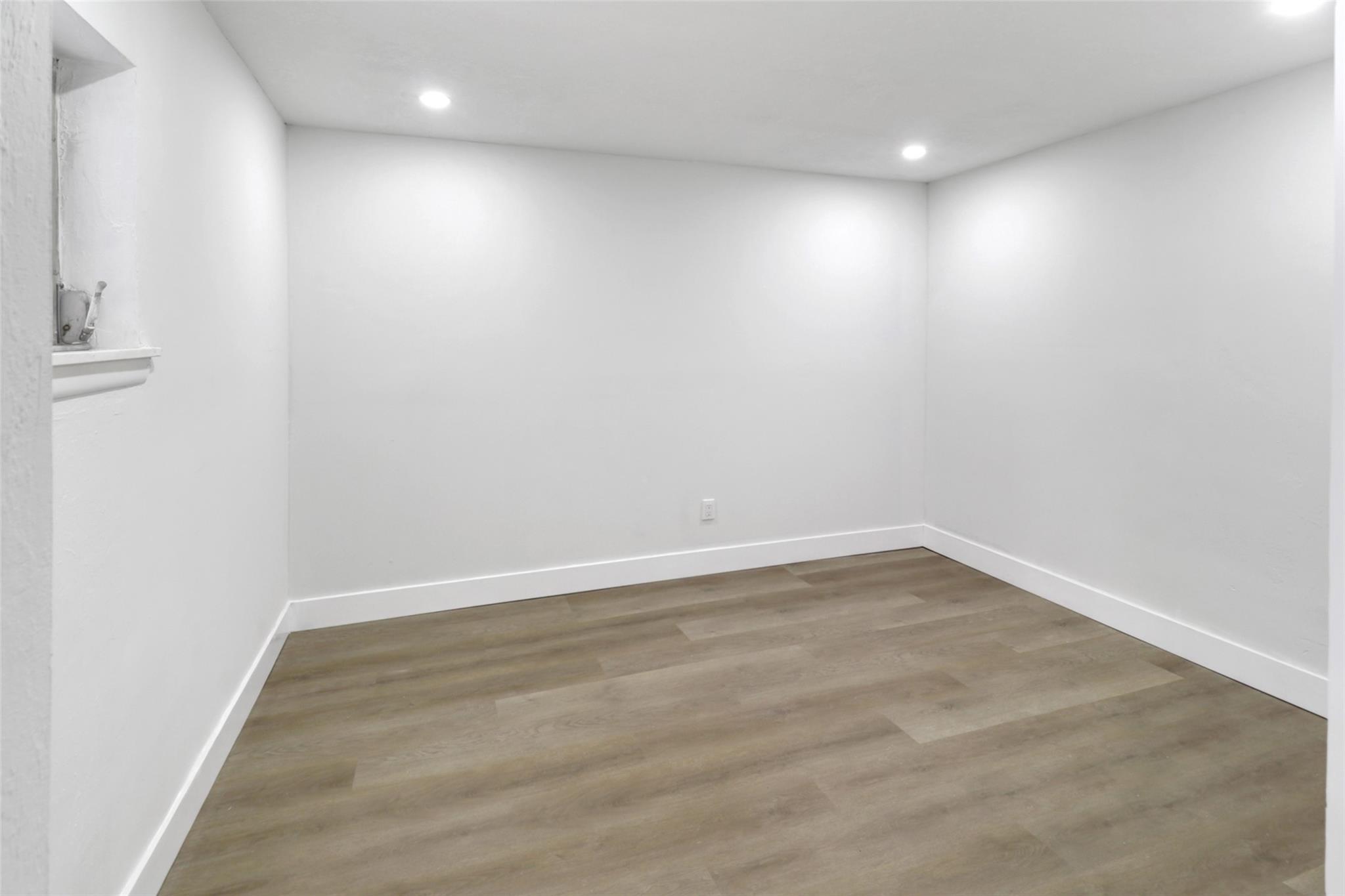 104 SE 10th Ave Pompano Beach, FL 33060