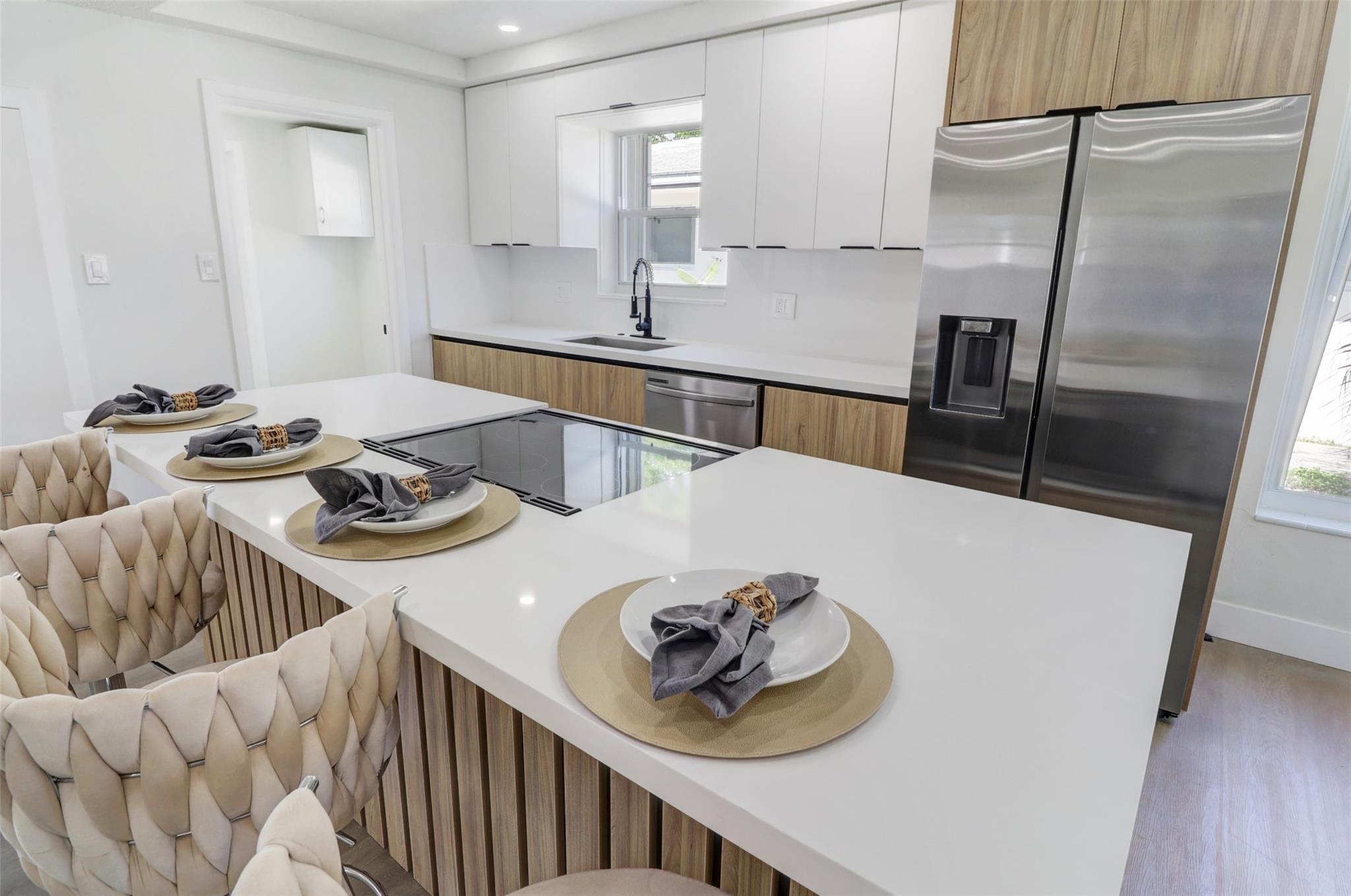 104 SE 10th Ave Pompano Beach, FL 33060