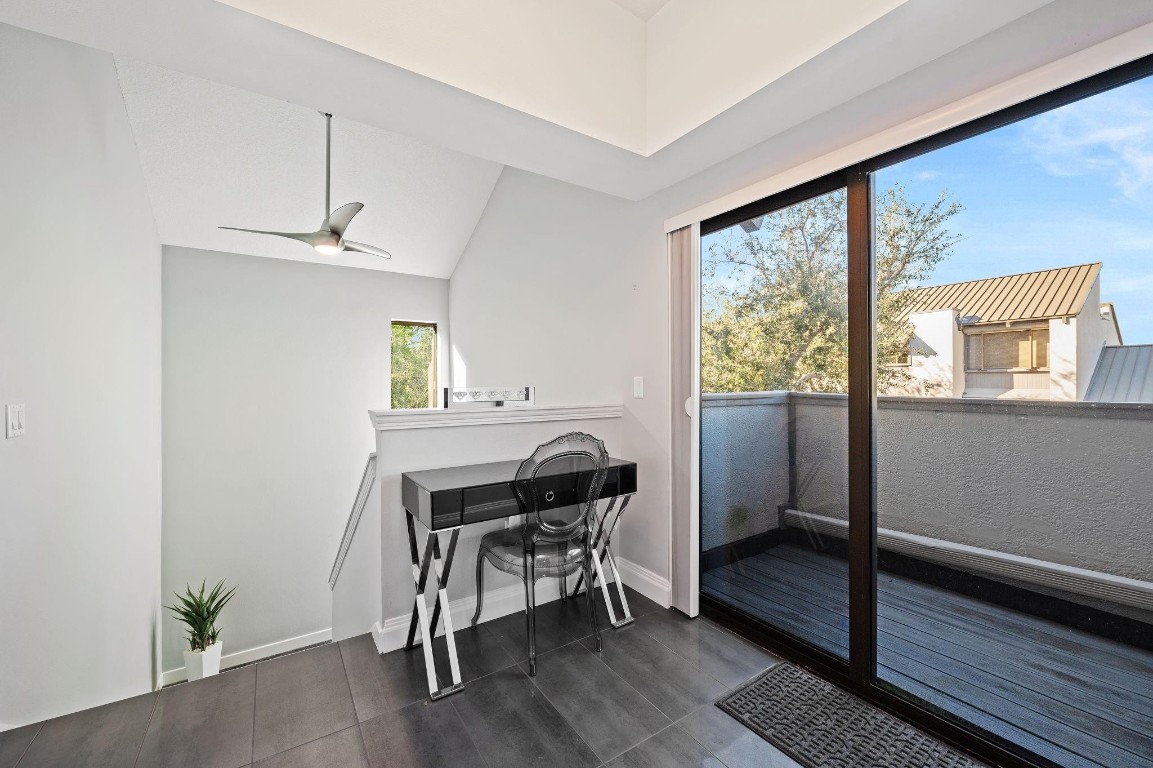 8 Port Side #8A Fort Lauderdale, FL 33316