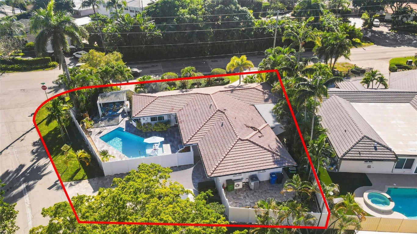 2615 NE 26th Fort Lauderdale, FL 33305