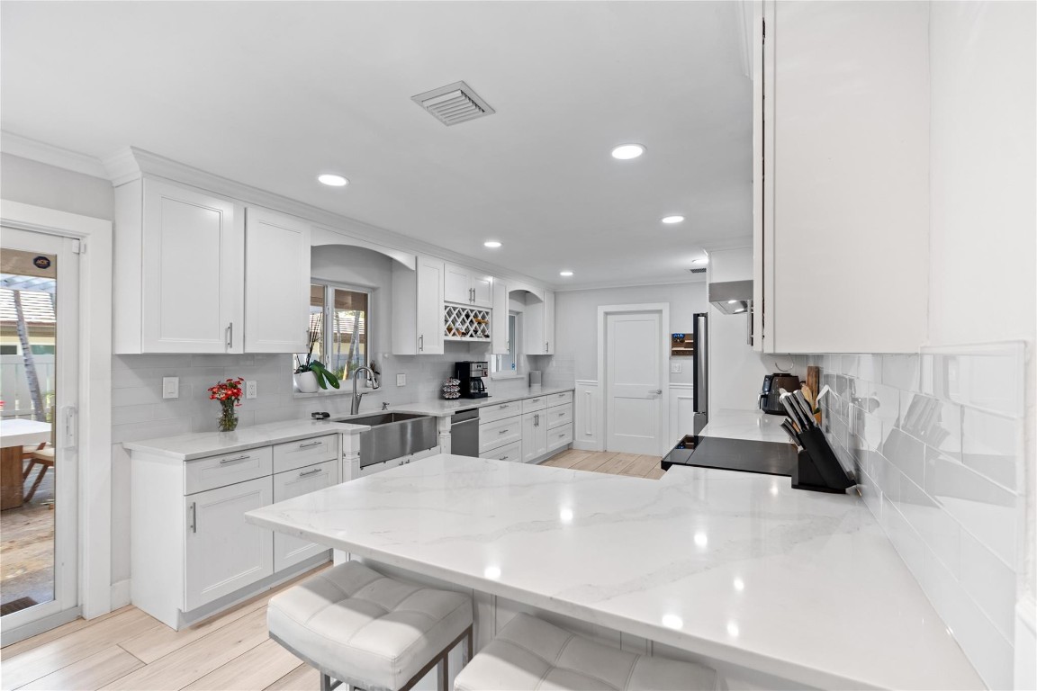 2615 NE 26th Fort Lauderdale, FL 33305