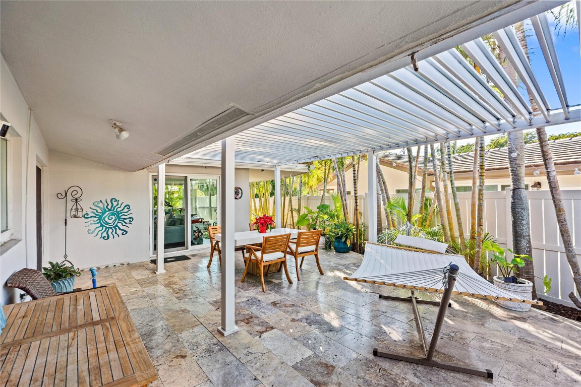 2615 NE 26th Fort Lauderdale, FL 33305