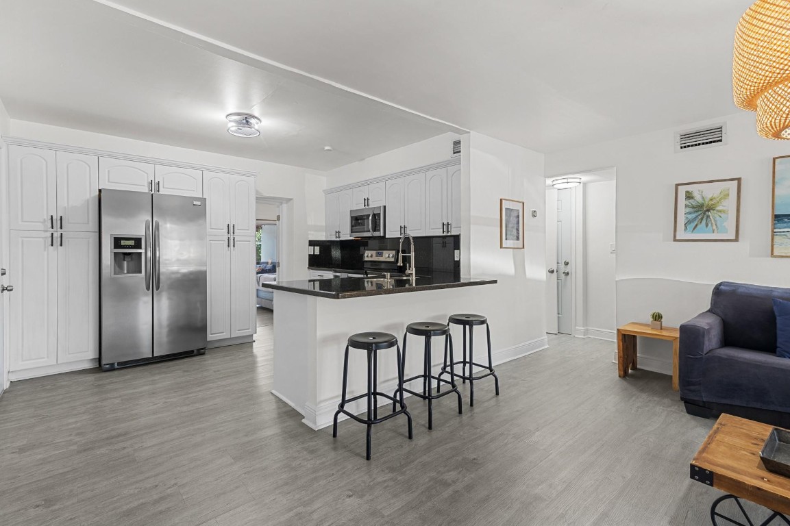 6375 SW 29th Miami, FL 33155