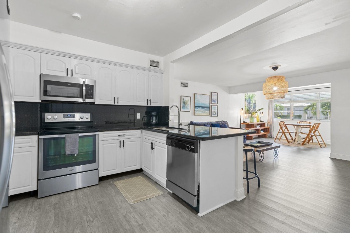 6375 SW 29th Miami, FL 33155