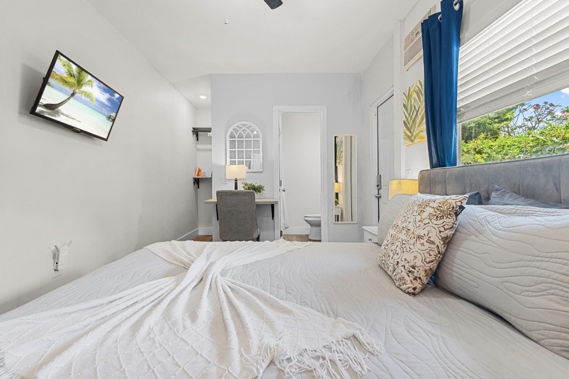 6375 SW 29th Miami, FL 33155