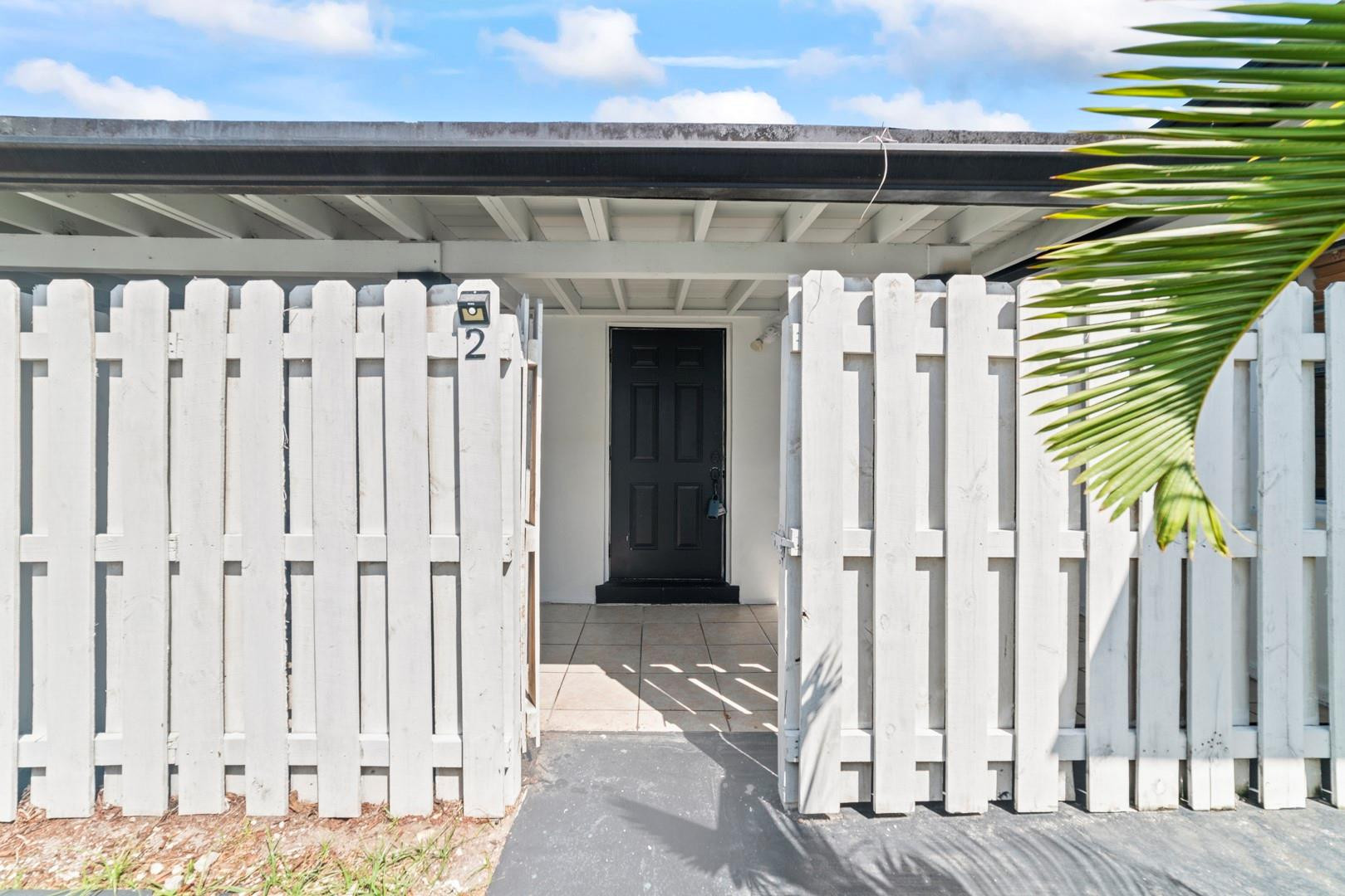 814 NE 14th #2 Fort Lauderdale, FL 33304