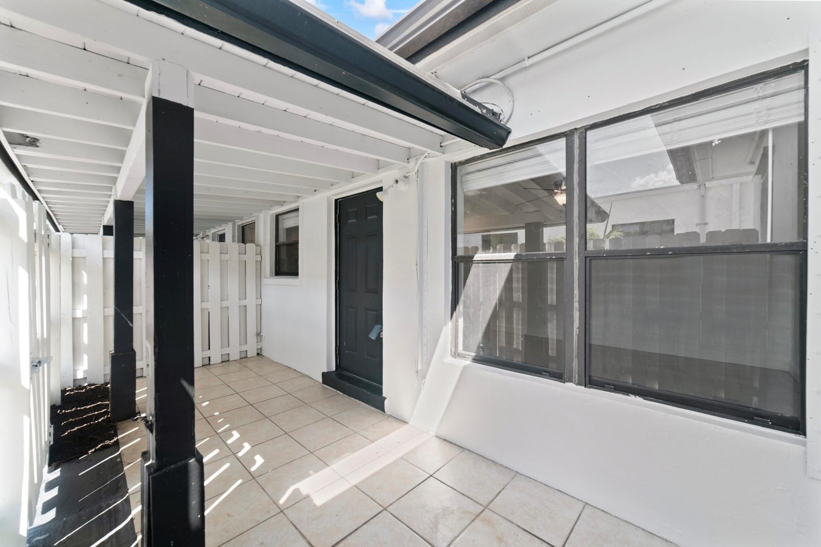 814 NE 14th #2 Fort Lauderdale, FL 33304