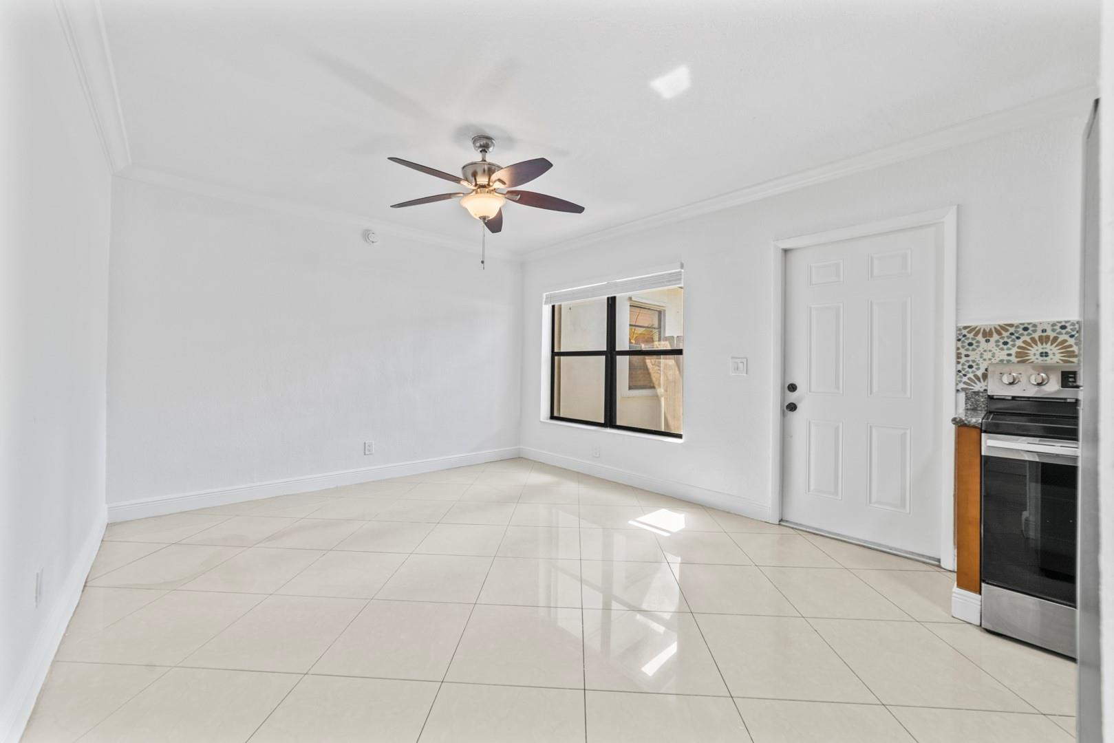 814 NE 14th #2 Fort Lauderdale, FL 33304