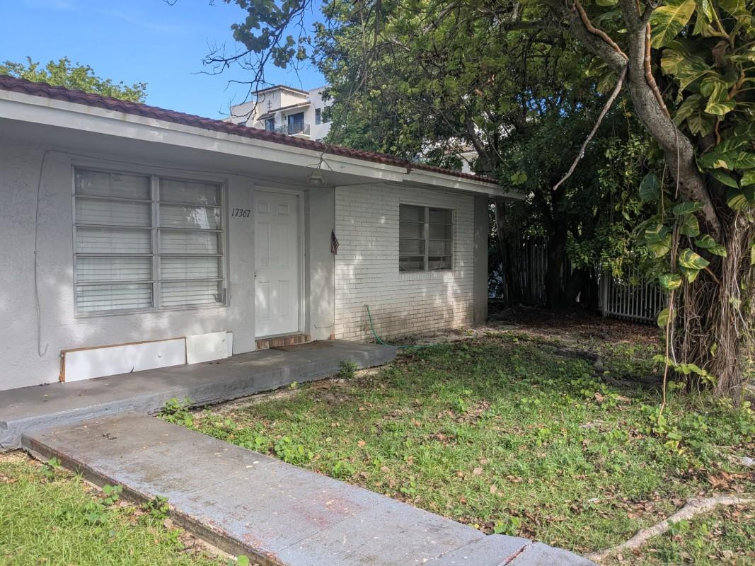 17367 SW 95th #17367