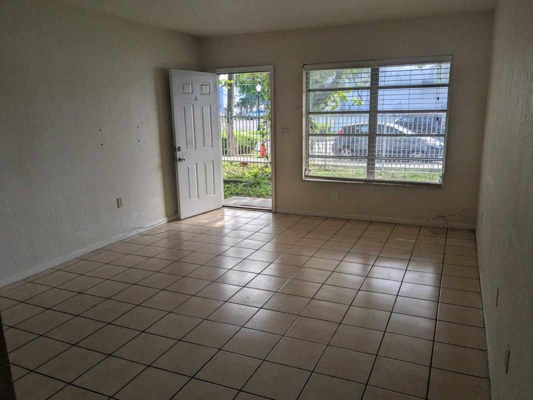 17367 SW 95th #17367 Palmetto Bay, FL 33157