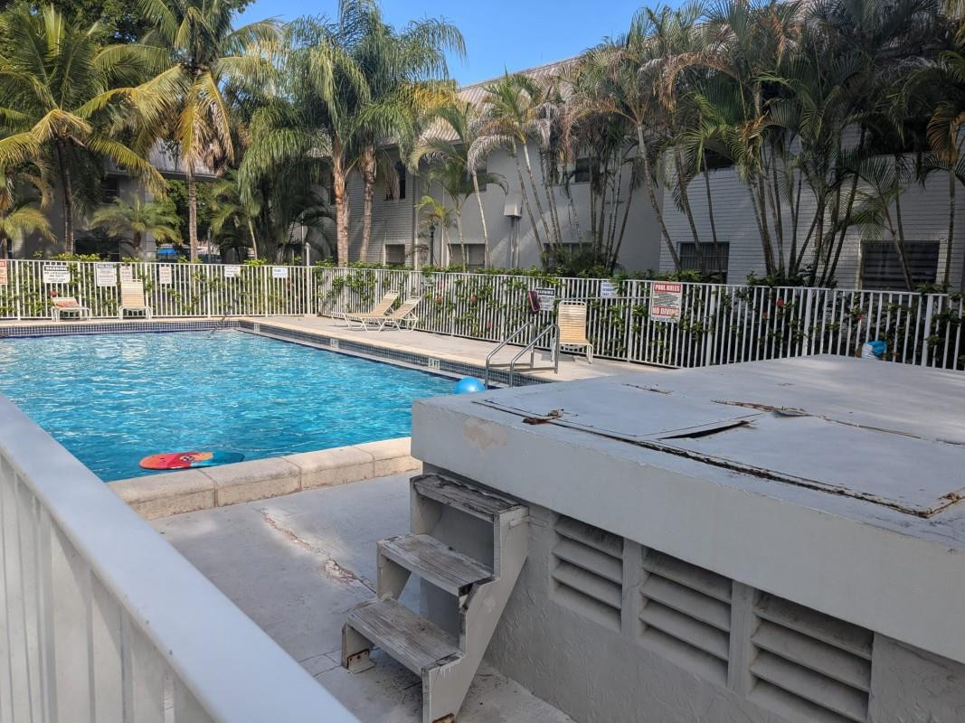 17367 SW 95th #17367 Palmetto Bay, FL 33157