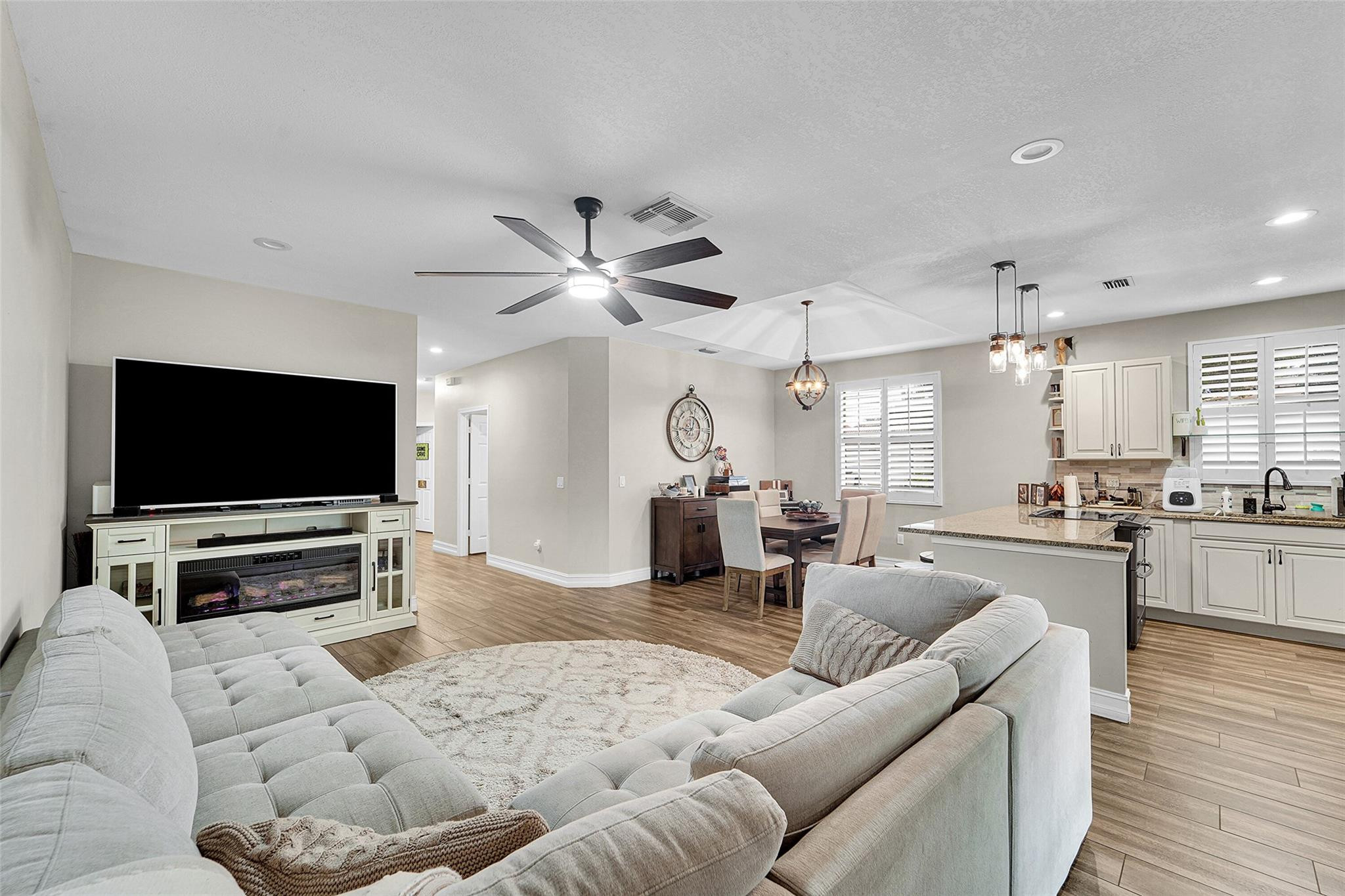 10801 Grant Boynton Beach, FL 33437