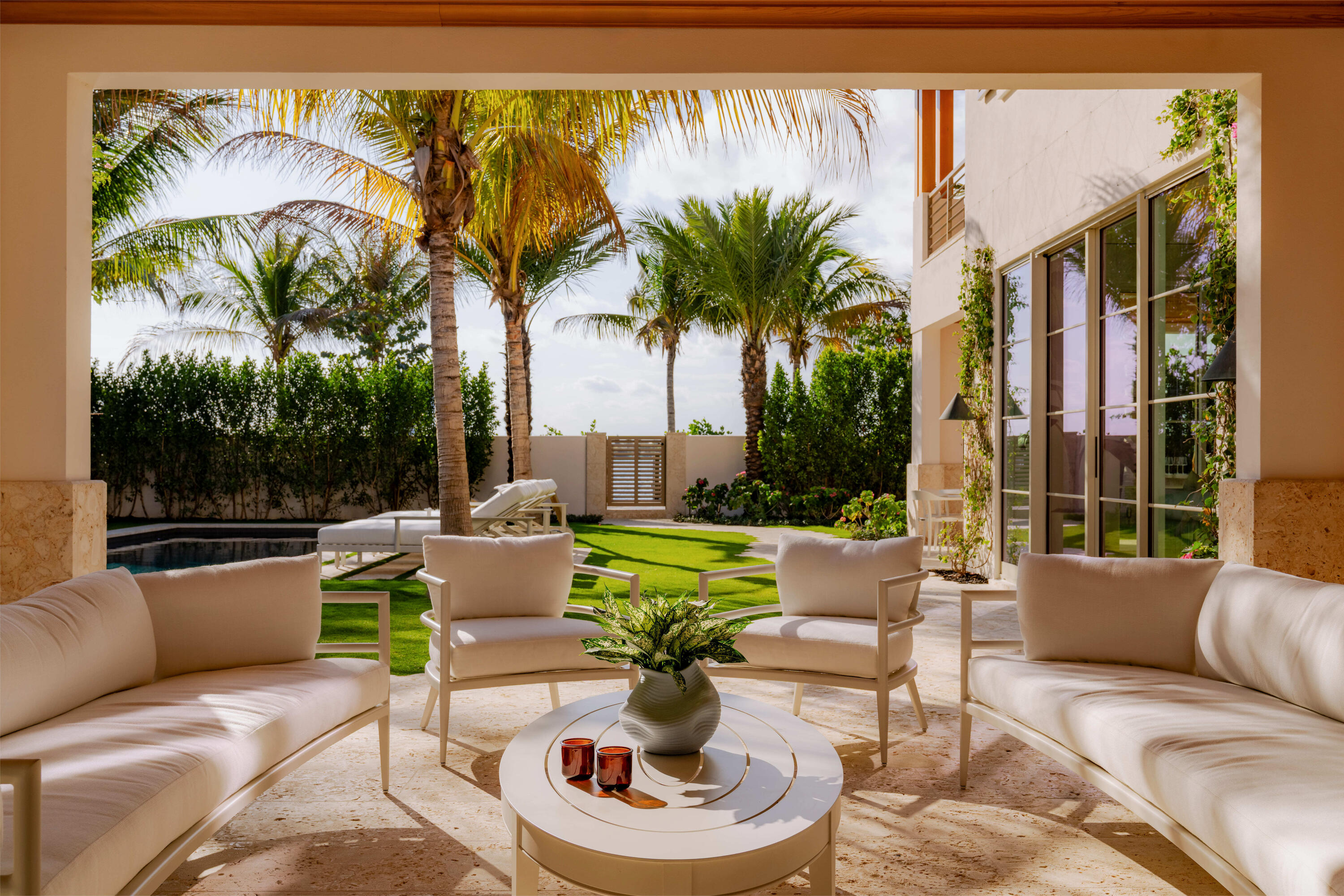 1265 N Lake Palm Beach, FL 33480