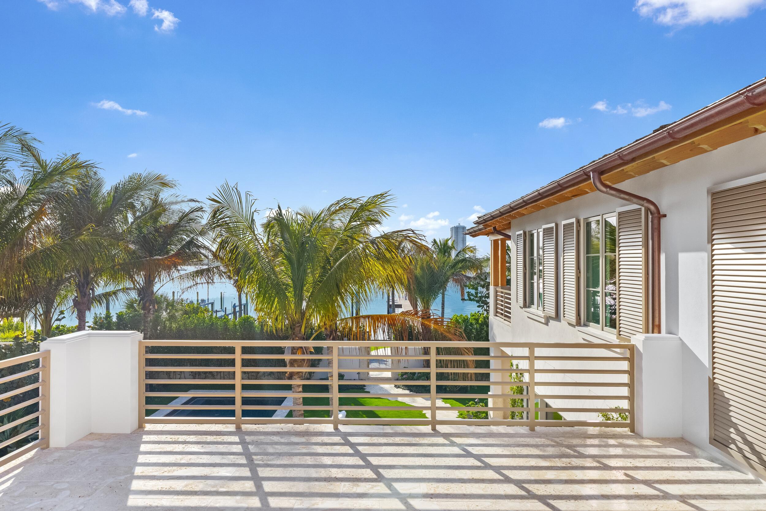 1265 N Lake Palm Beach, FL 33480