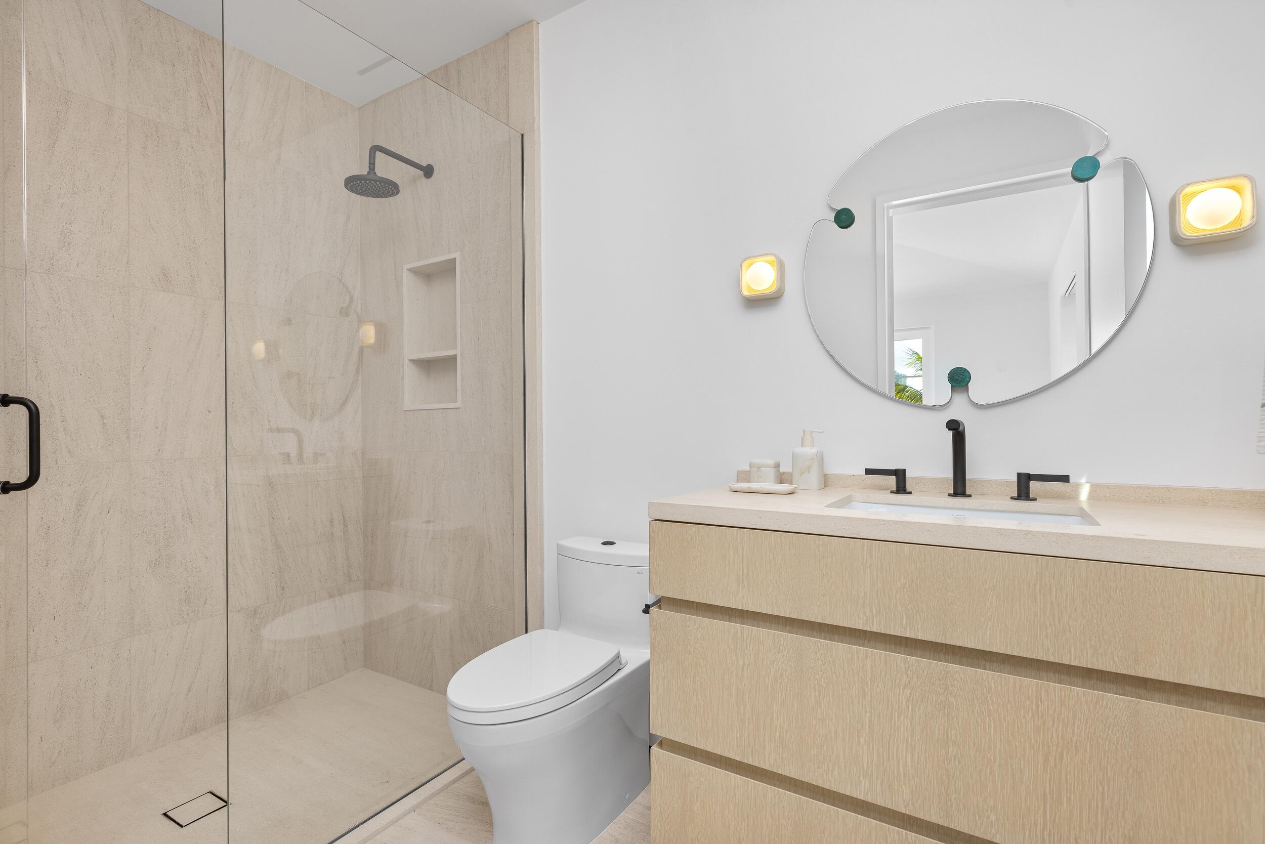 1265 N Lake Palm Beach, FL 33480