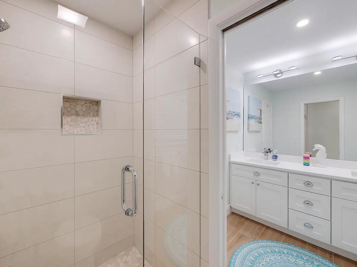 101 Sandal Ln #1,Palm Beach Shores, FL 33404