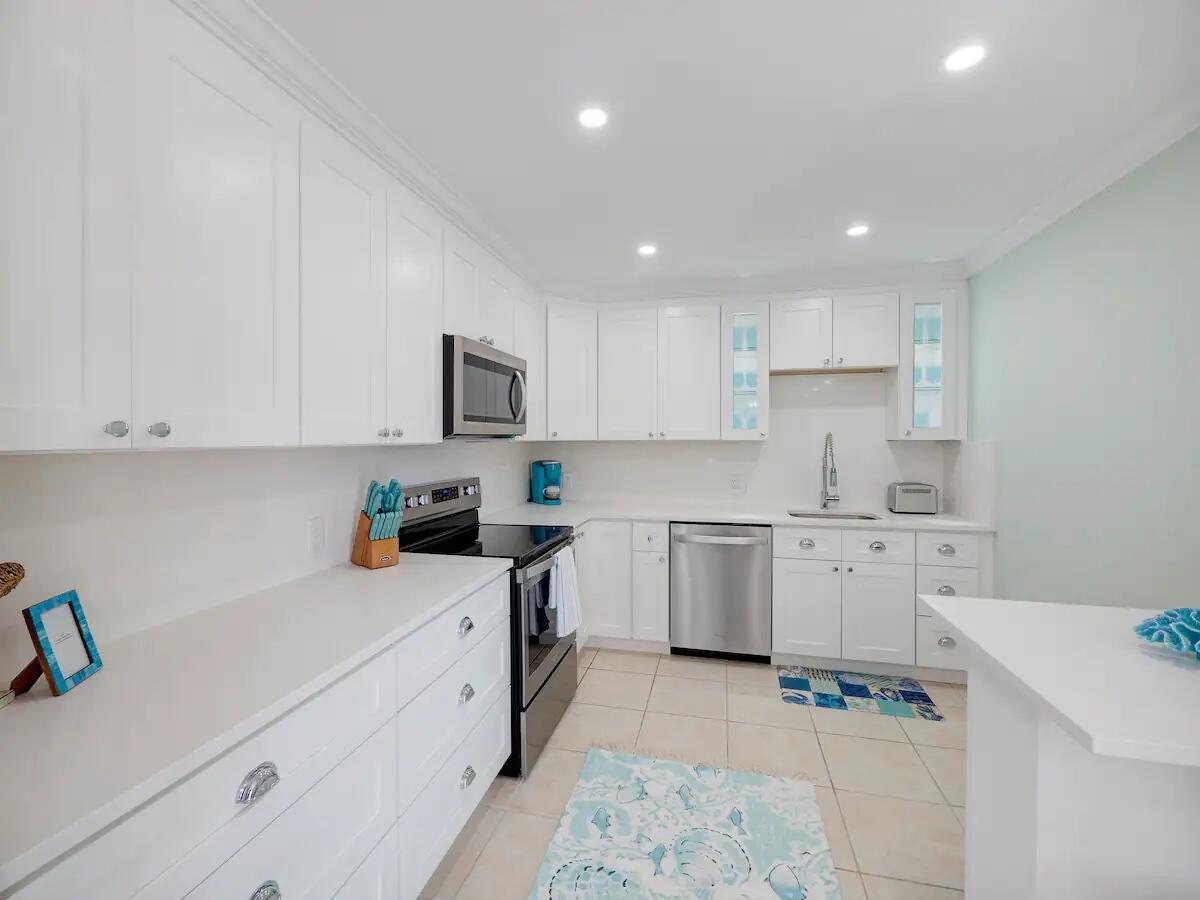 101 Sandal Ln #1,Palm Beach Shores, FL 33404