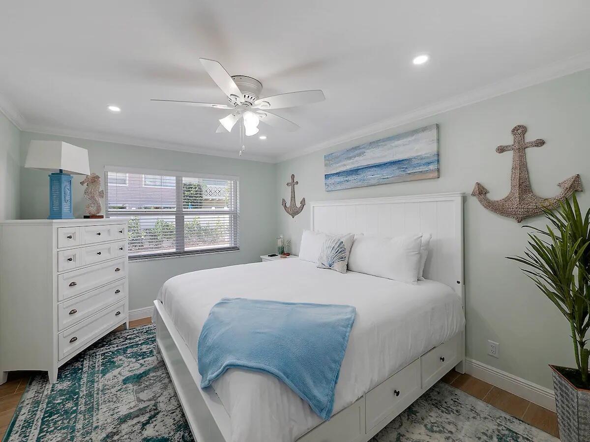 101 Sandal Ln #1,Palm Beach Shores, FL 33404