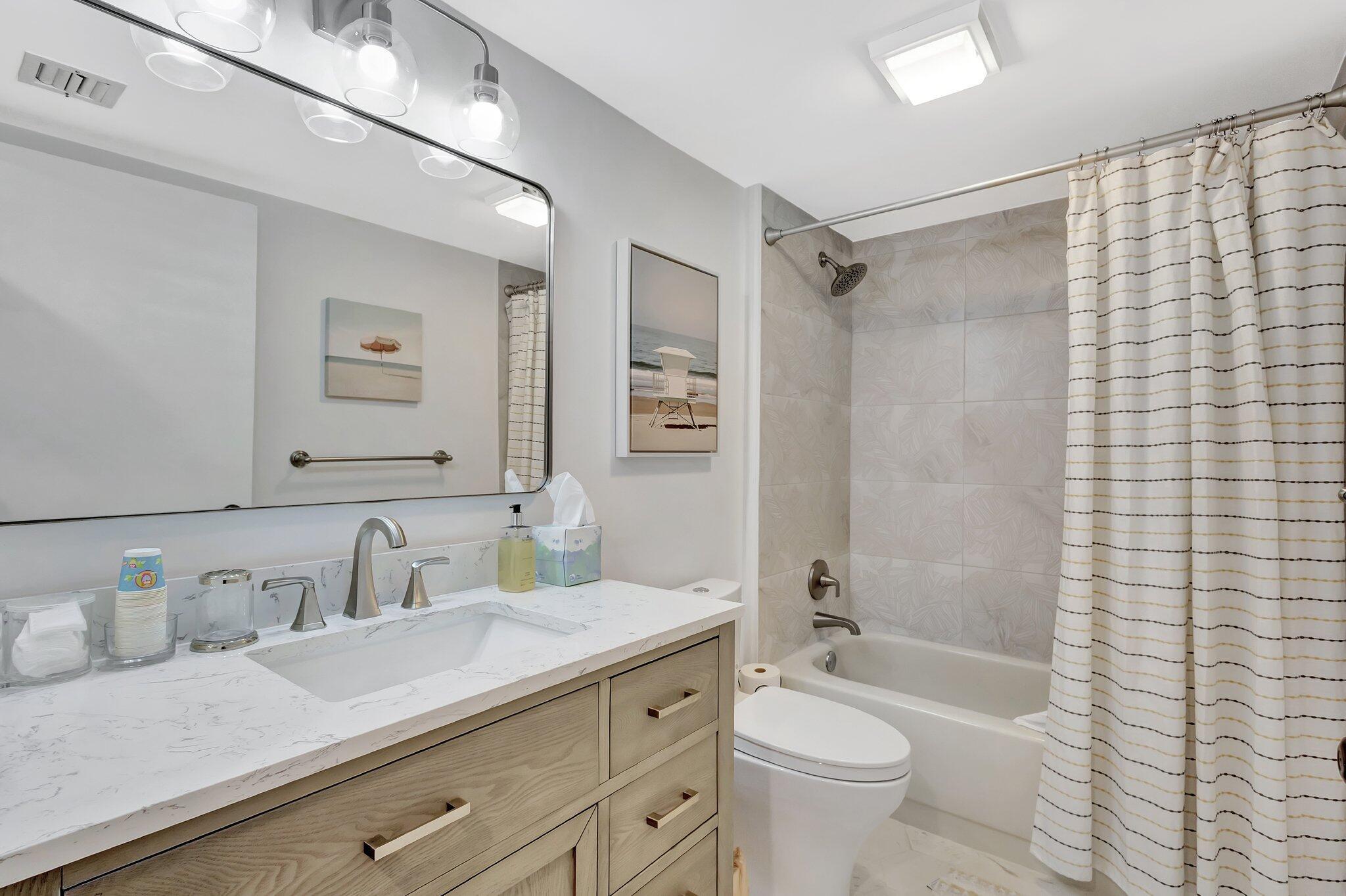 201 S Seas Dr #302 Jupiter, FL 33477