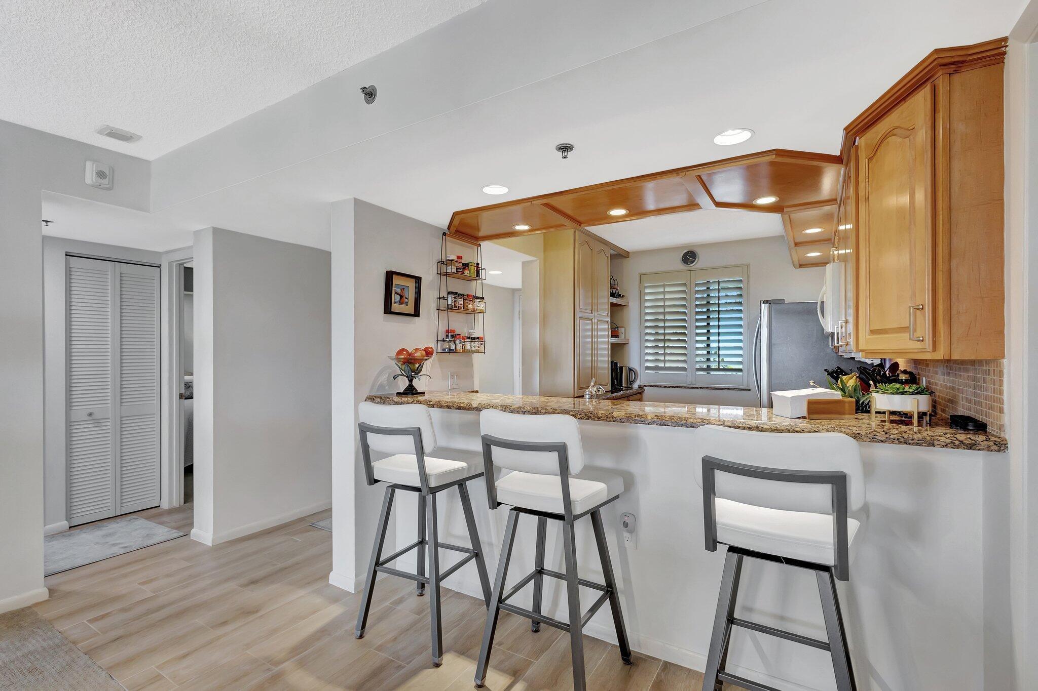 201 S Seas Dr #302 Jupiter, FL 33477