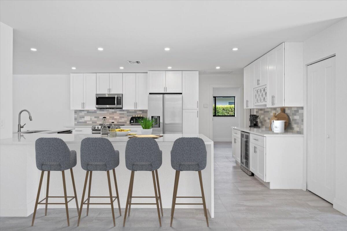 11569 Landing Pl North Palm Beach, FL 33408