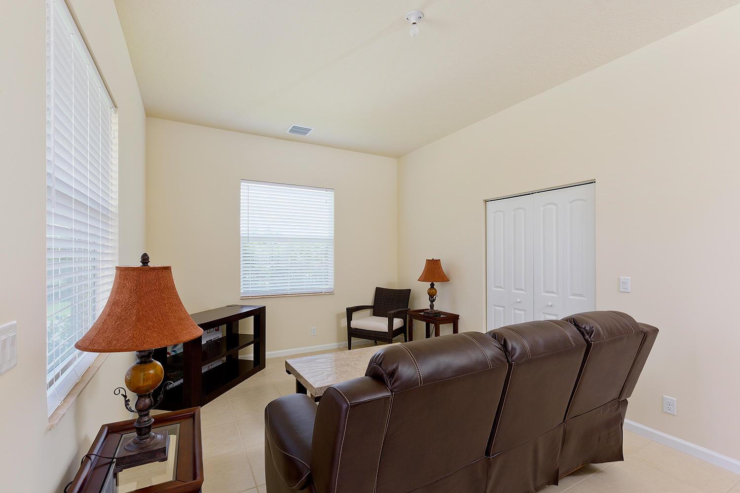 2088 Appaloosa Trl Wellington, FL 33414