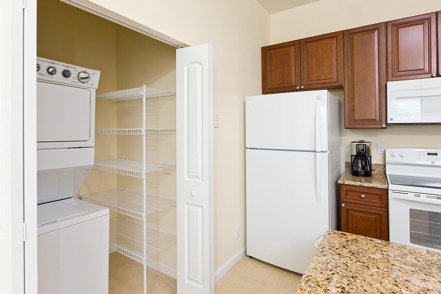 2088 Appaloosa Trl Wellington, FL 33414