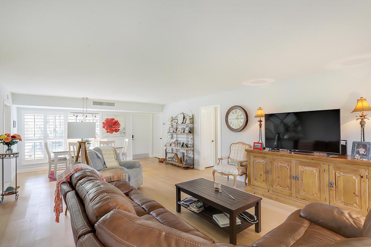 1 SE Turtle Crk Dr #A Jupiter, FL 33469