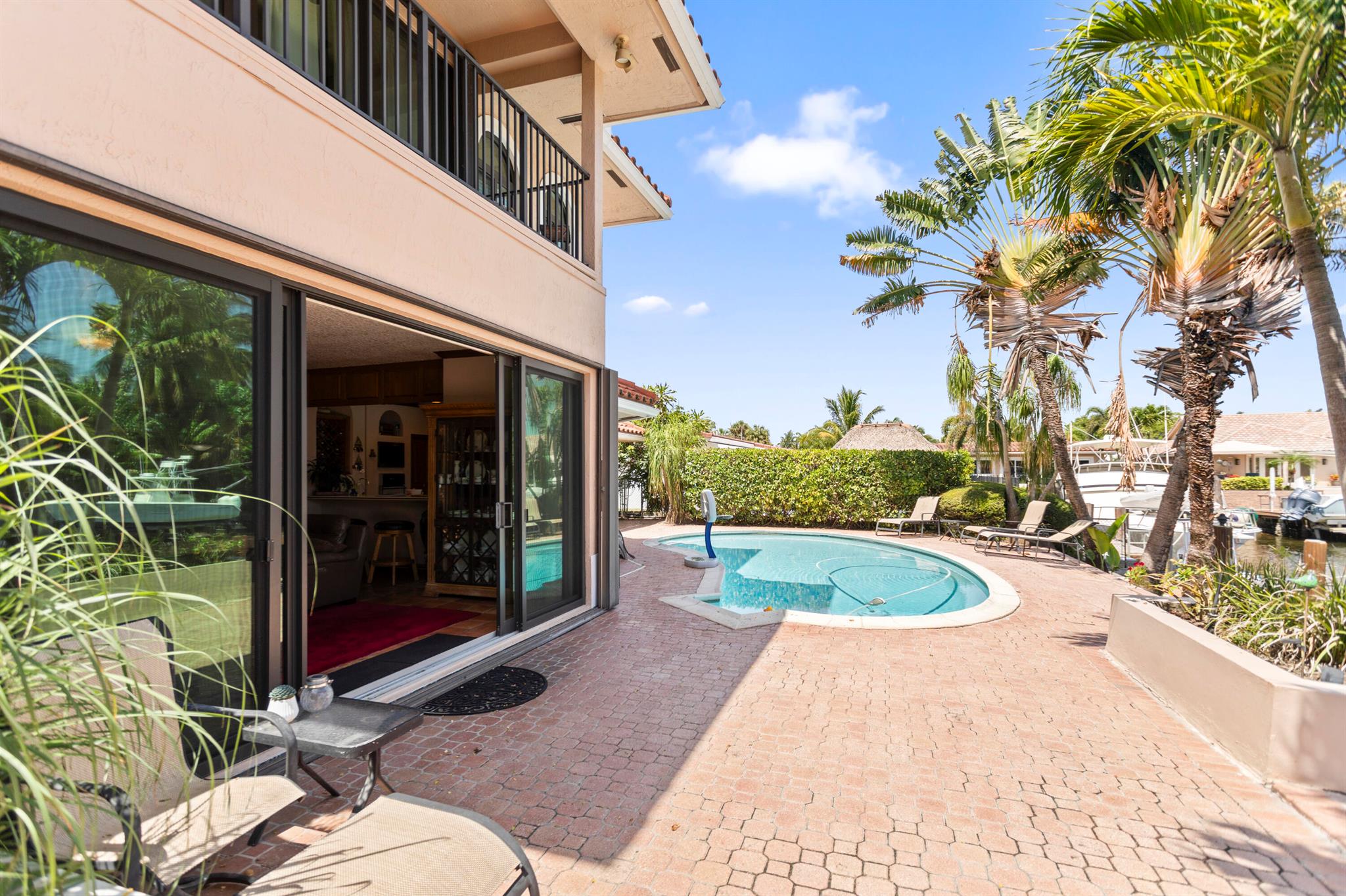 2865 NE 19th St,Pompano Beach, FL 33062