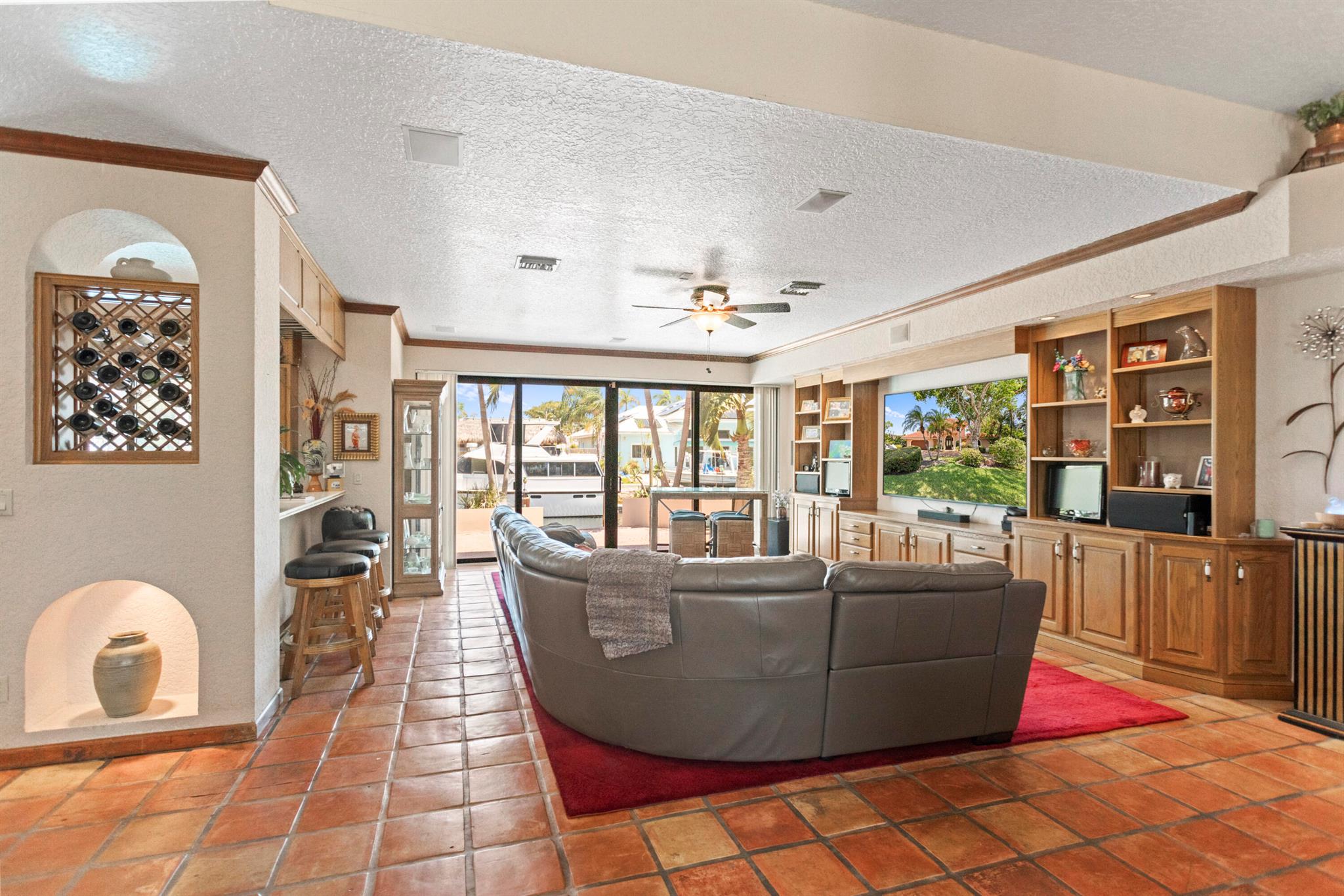 2865 NE 19th St,Pompano Beach, FL 33062