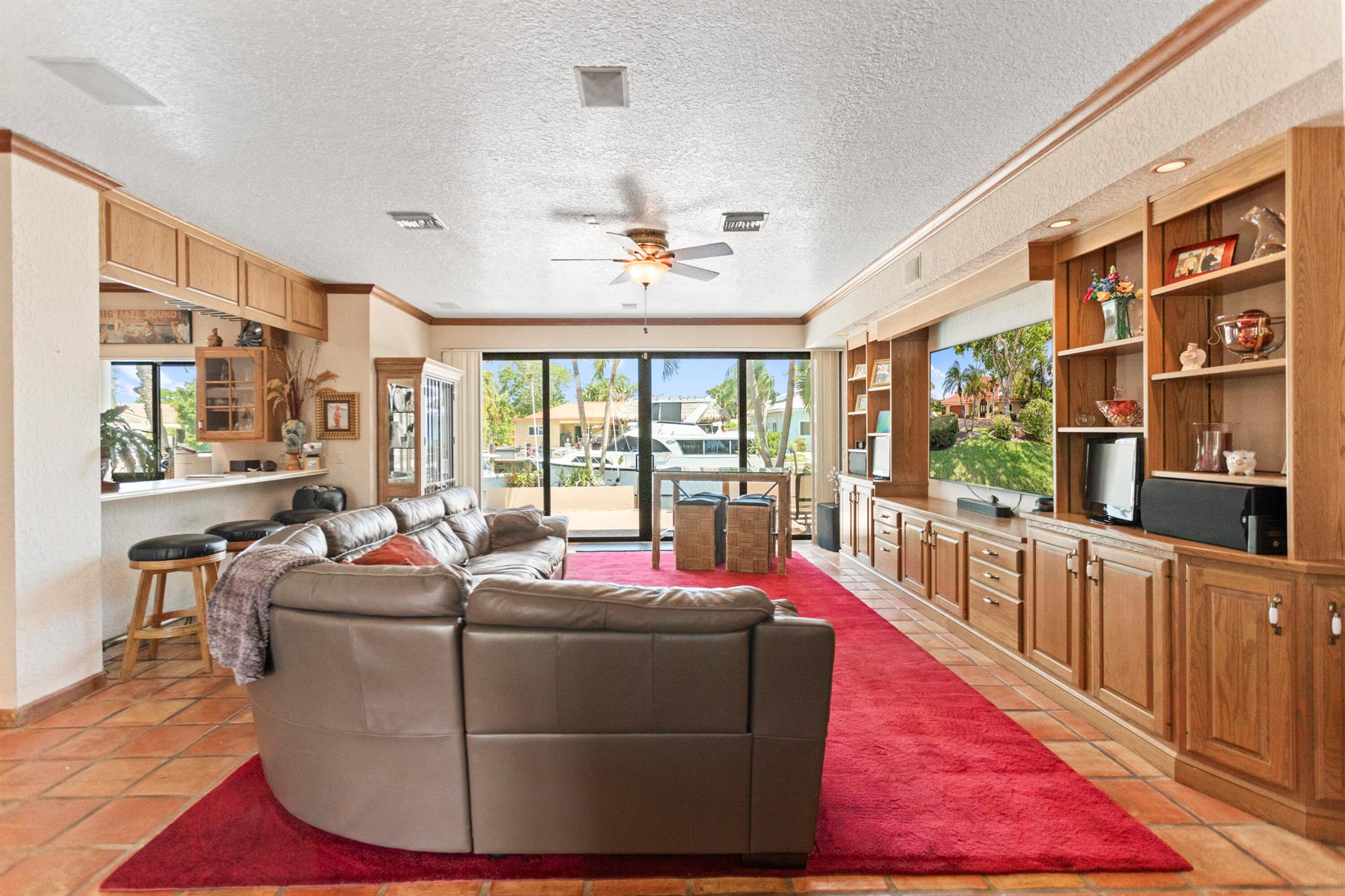 2865 NE 19th St,Pompano Beach, FL 33062