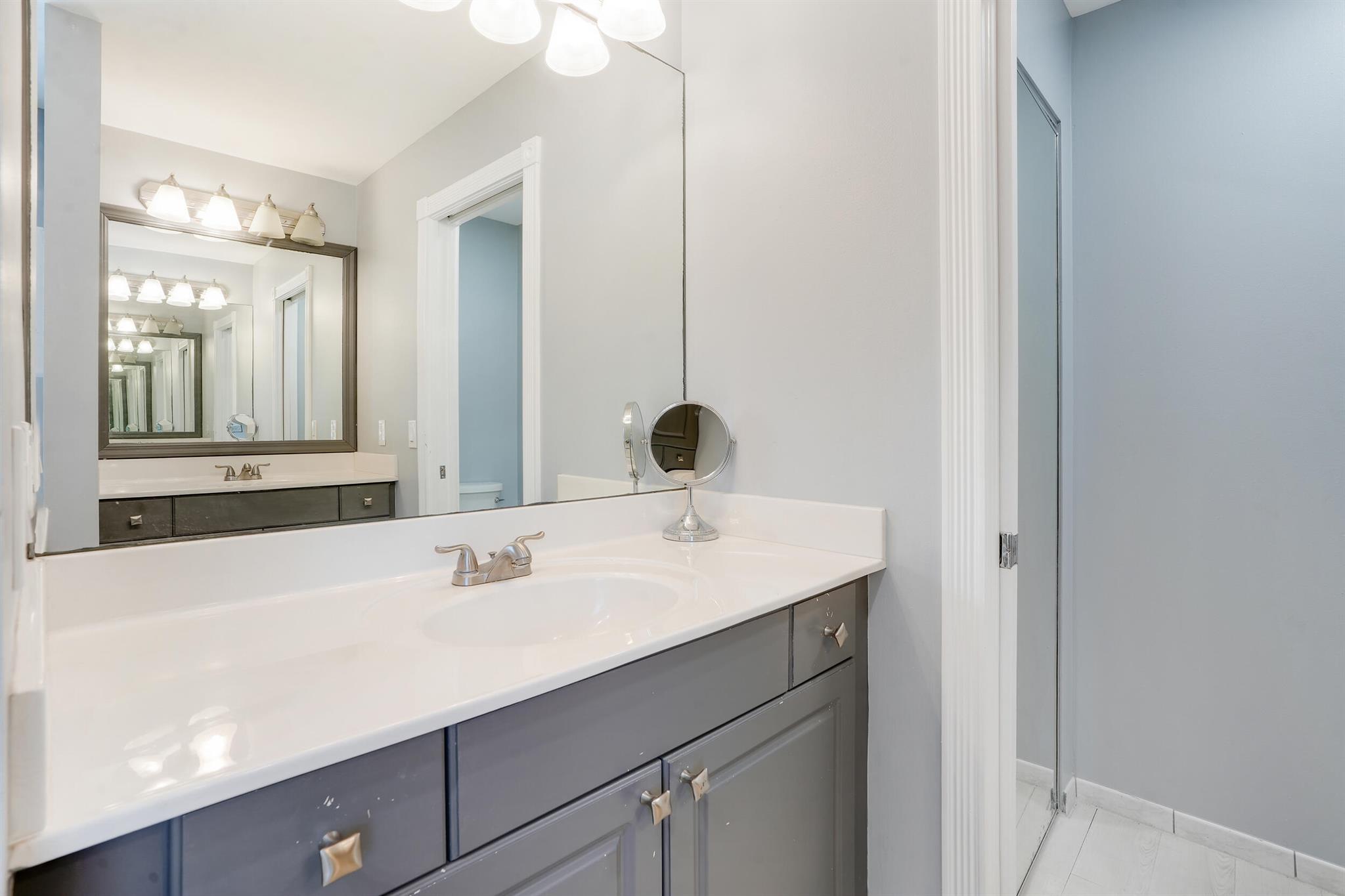 220 Blackbird Ln Jupiter, FL 33458