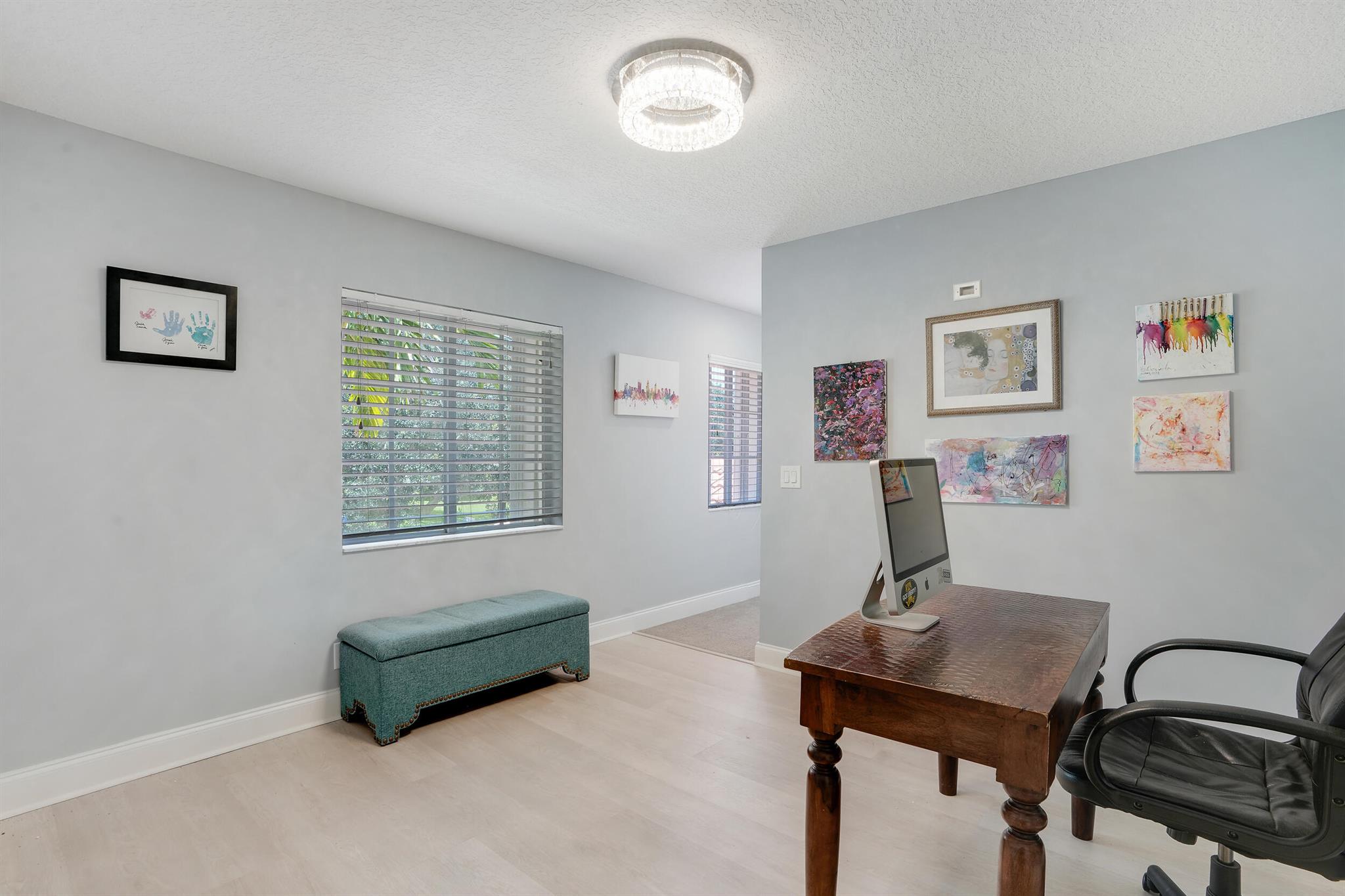 220 Blackbird Ln Jupiter, FL 33458