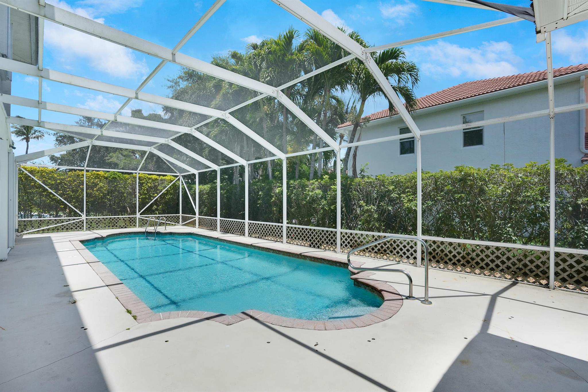 220 Blackbird Ln Jupiter, FL 33458