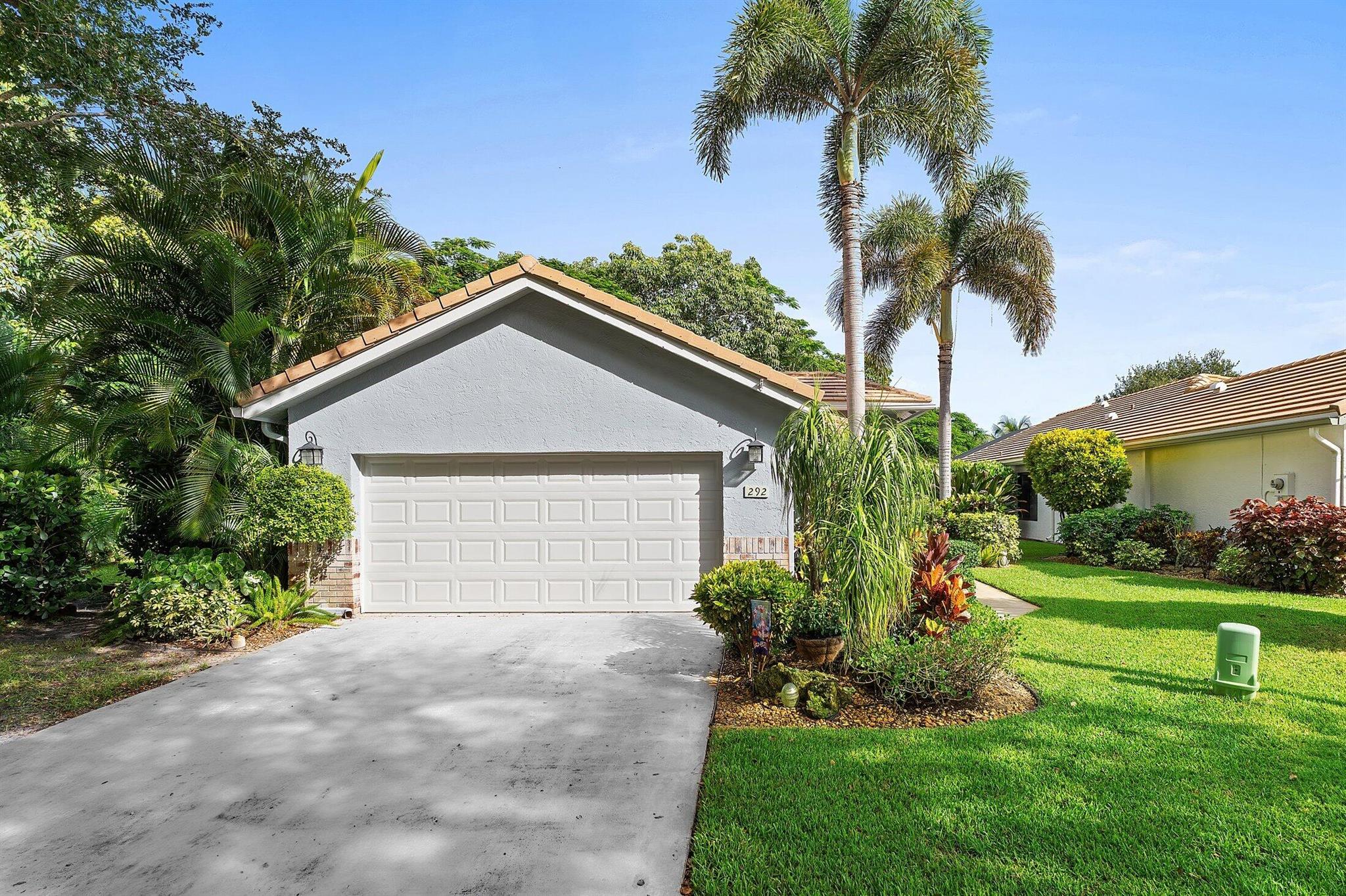 292 Sherwood Frst Dr
